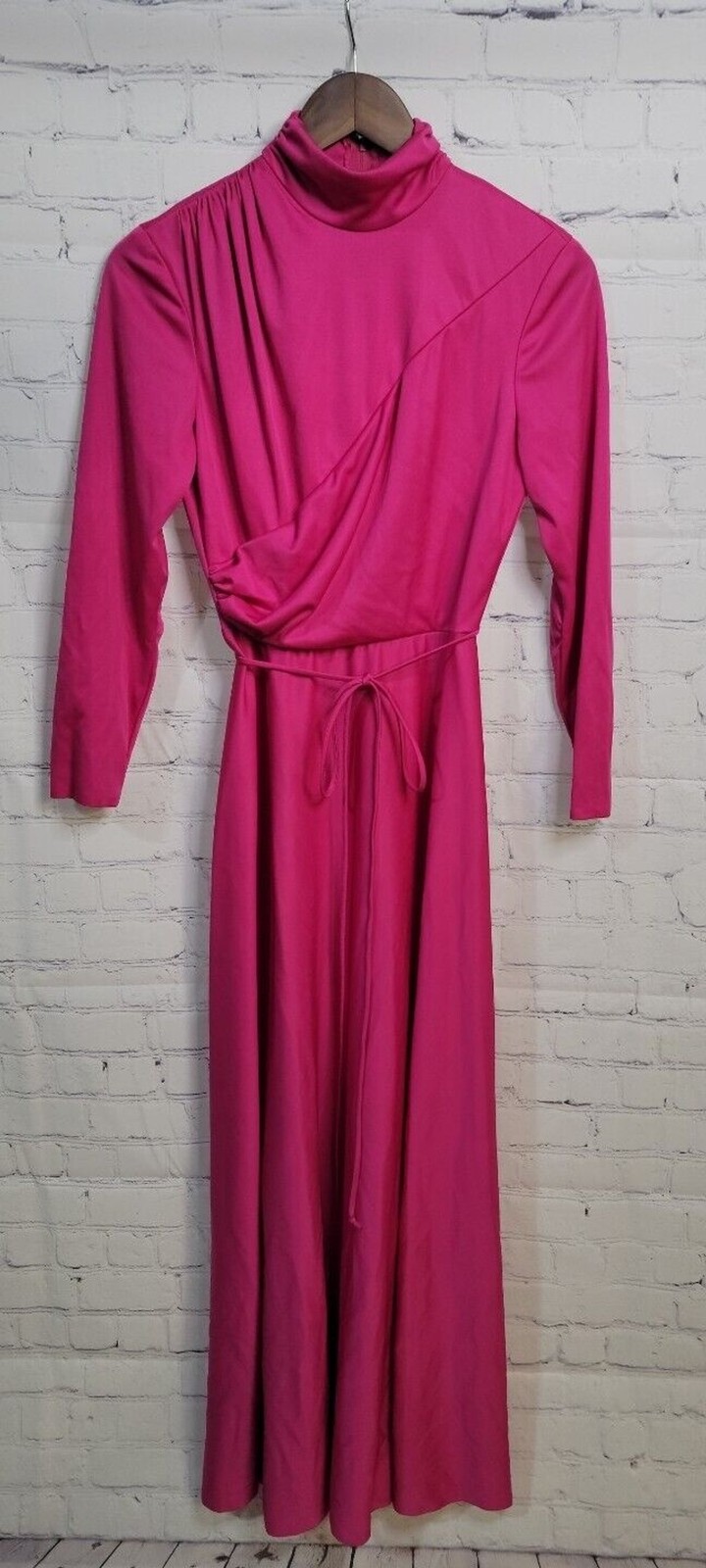Vintage House of Bianchi Dress looks like a size Sm No size tag Hot Pink Maxi