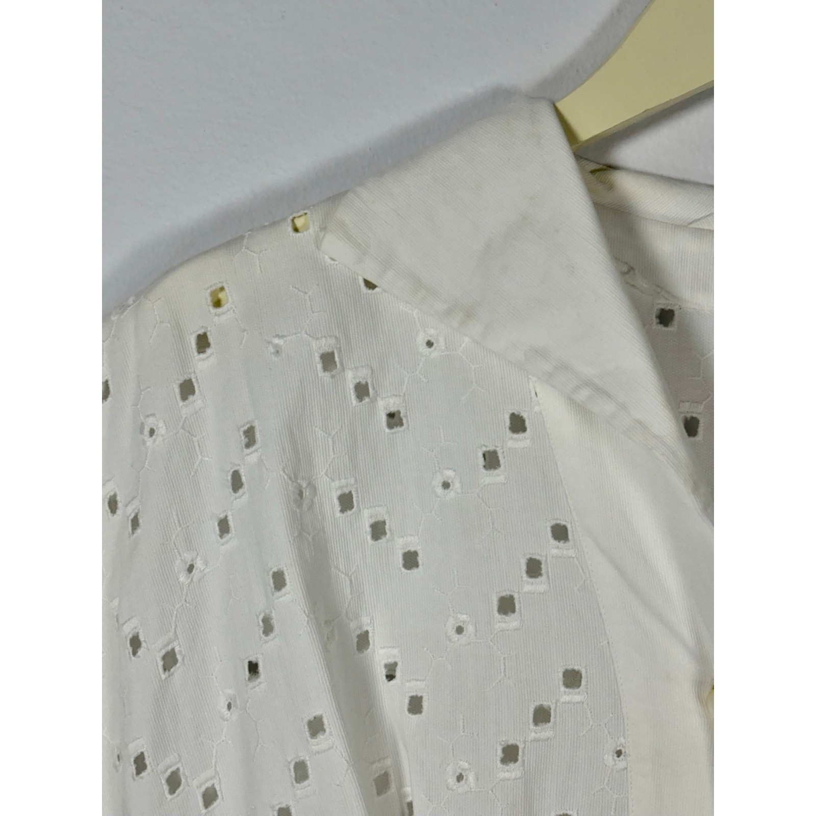 1940s 1950s White Cotton Eyelet Floral Embroidered Button Front Day Dress