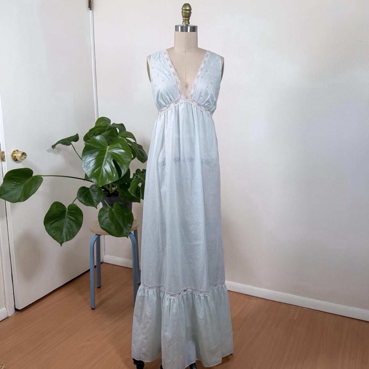 Vintage Shadowline 70s Blue Nightgown Petite Lace Empire Maxi Slip Dress USA