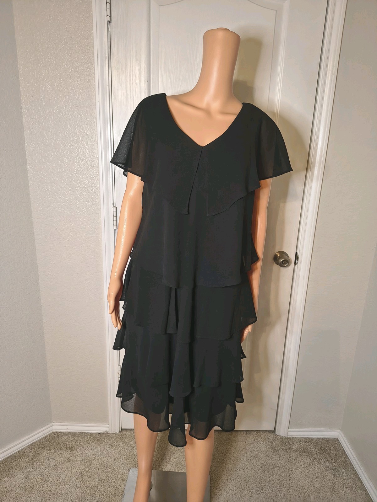 Vintage Ruffle Tiered Old Money Preppy Romantic Artsy – Approx Size L Dress -35