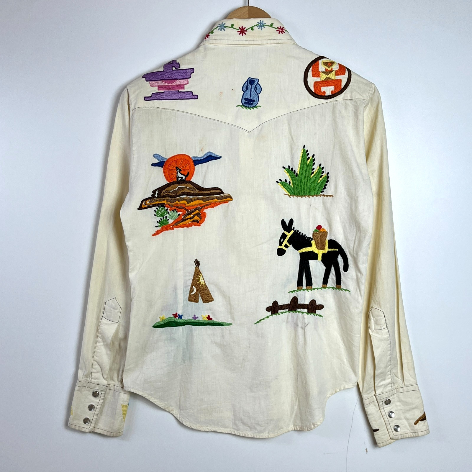 Vintage 70s Lee Embroidered Western Shirt Hippie Native Navajo Hand Embroidered