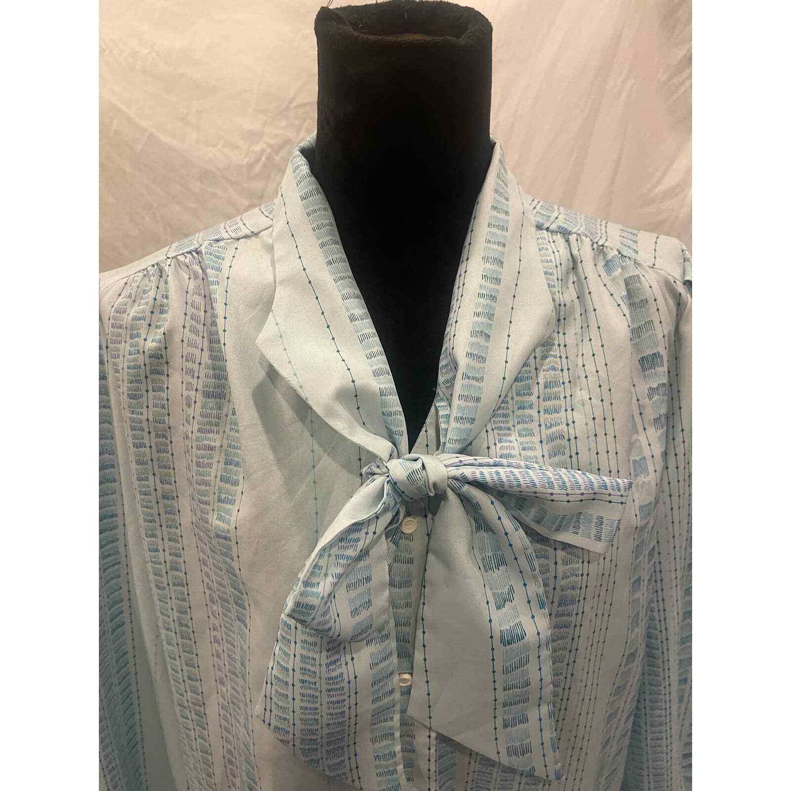 Vintage 80s Stockton’s Perfect Match blue button down blouse