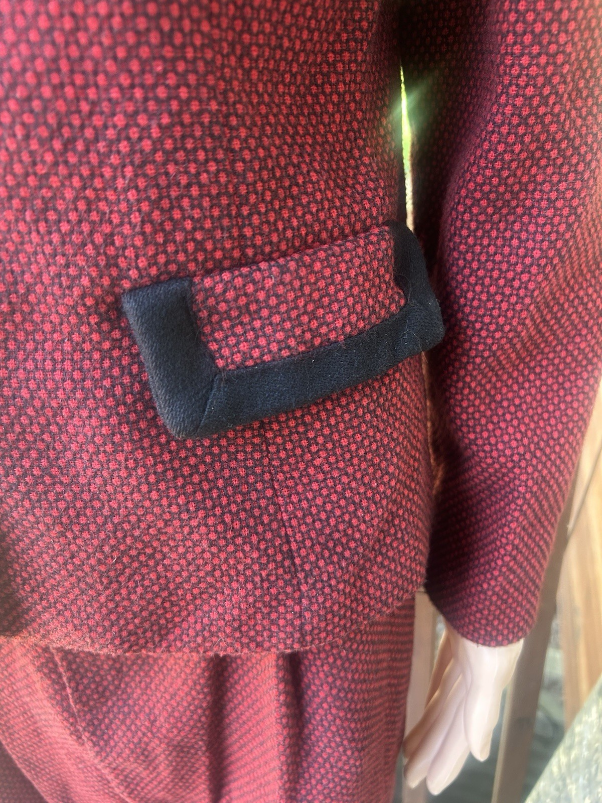 Vintage Wool Pants Suit Blended Wool Red Blazer Pleats Trousers Size 6 1990s Y2k