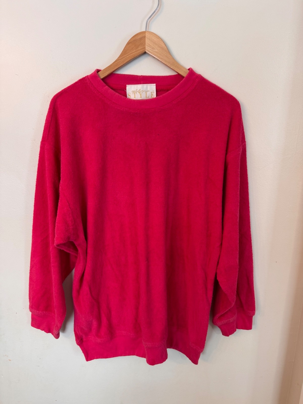 Vintage 1990&rsquo;s California style terry woman&rsquo;s crewneck size Med