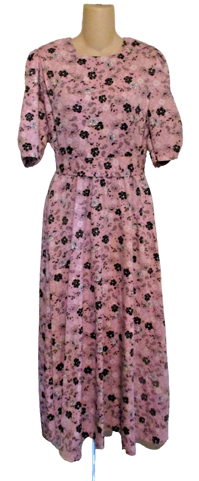 « Amish Mennonite Modest Cape Dress » 36” bust x 26&Prime; Waist x 53&Prime; Length Handmade