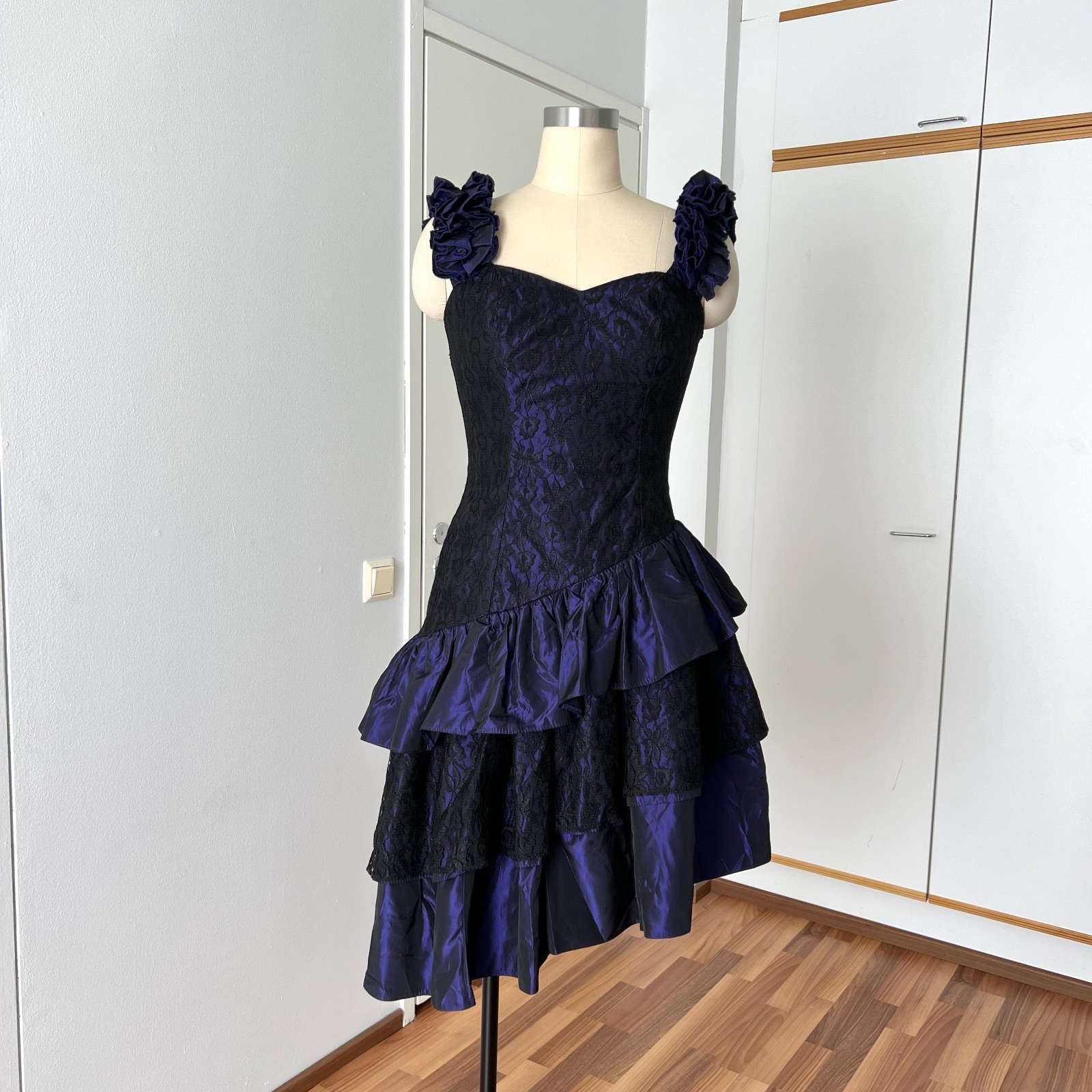 1980s Asymmetrical Tiered Whimsygoth Cocktail Prom Party Dress Aline Midi Retro