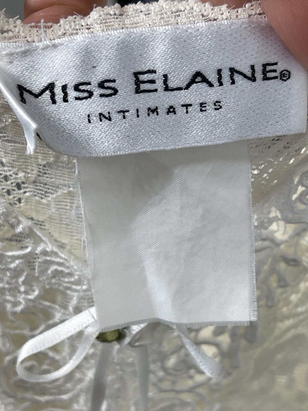 VTG Miss Elaine Intimates Romantic nightgown Lace Bodice Size 36” sexy Ivory
