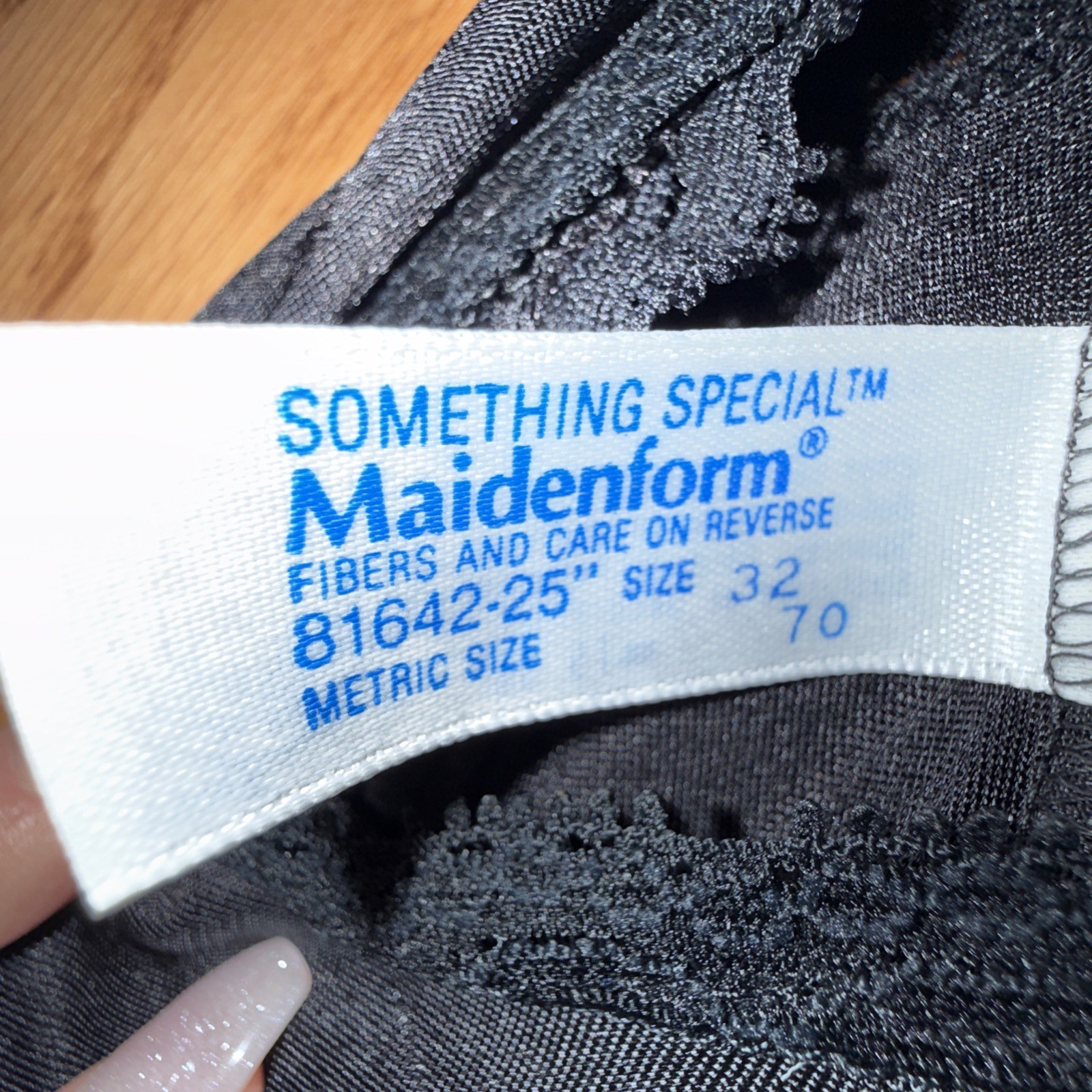 Vintage 1980s Maidenform « Something Special » Black Full Slip Size 32 USA Union