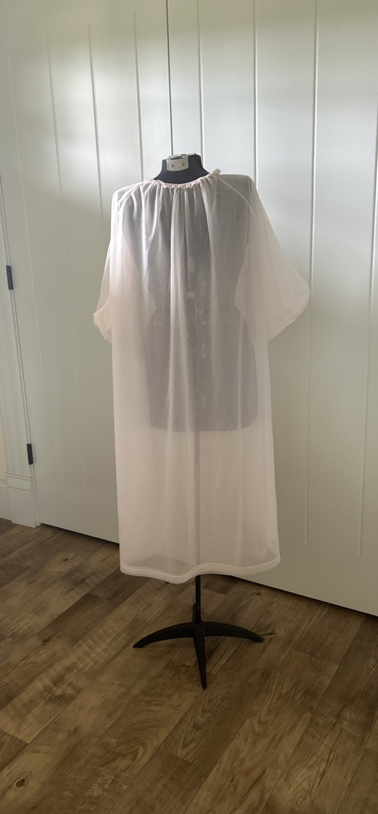 Vintage 1970’s Lorraine Quality Lingerie Sheer Pink Negligee Robe Size Medium