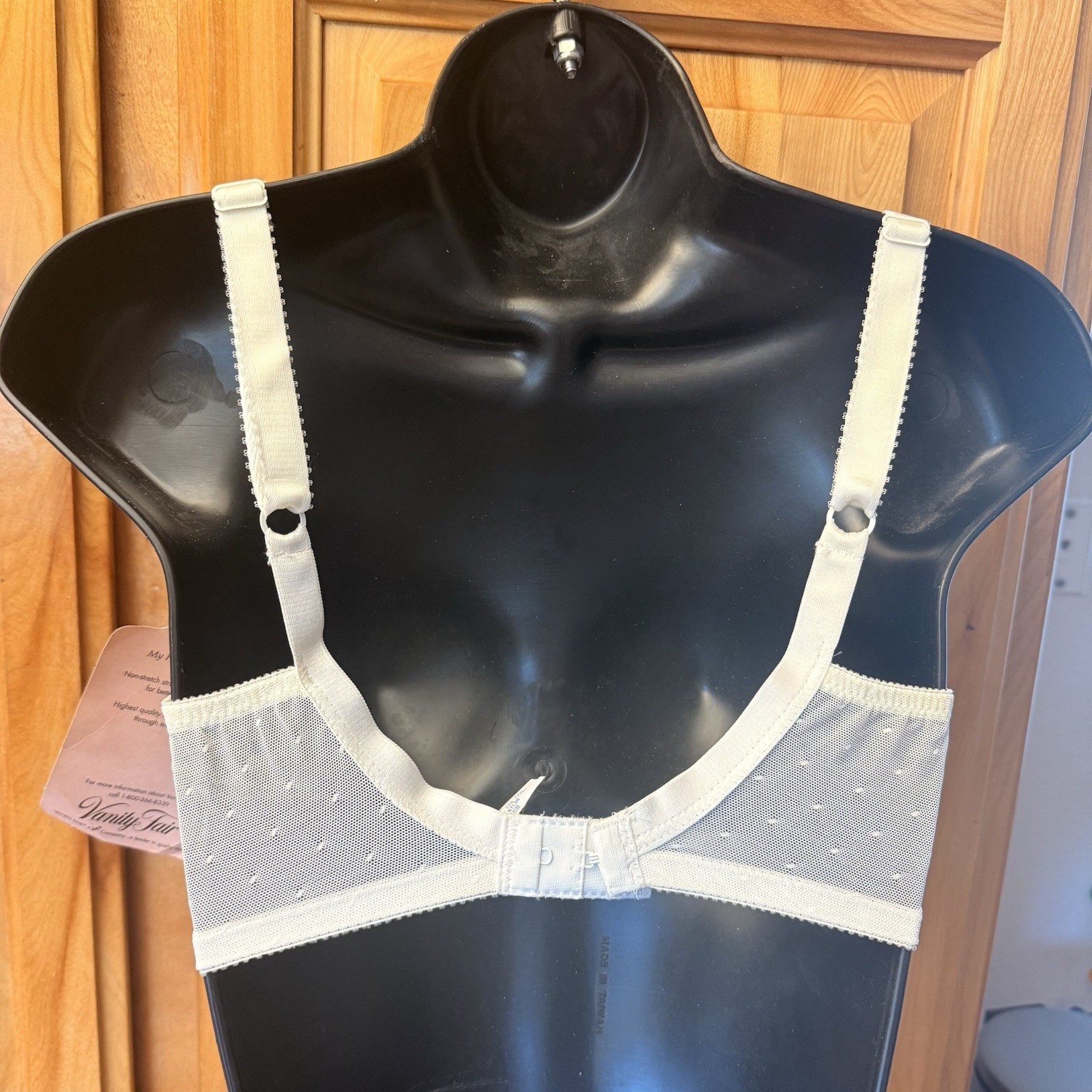 Vintage Vanity Fair Bra 32D Sheer White Nylon Lace Floral Full Figure Underwire
