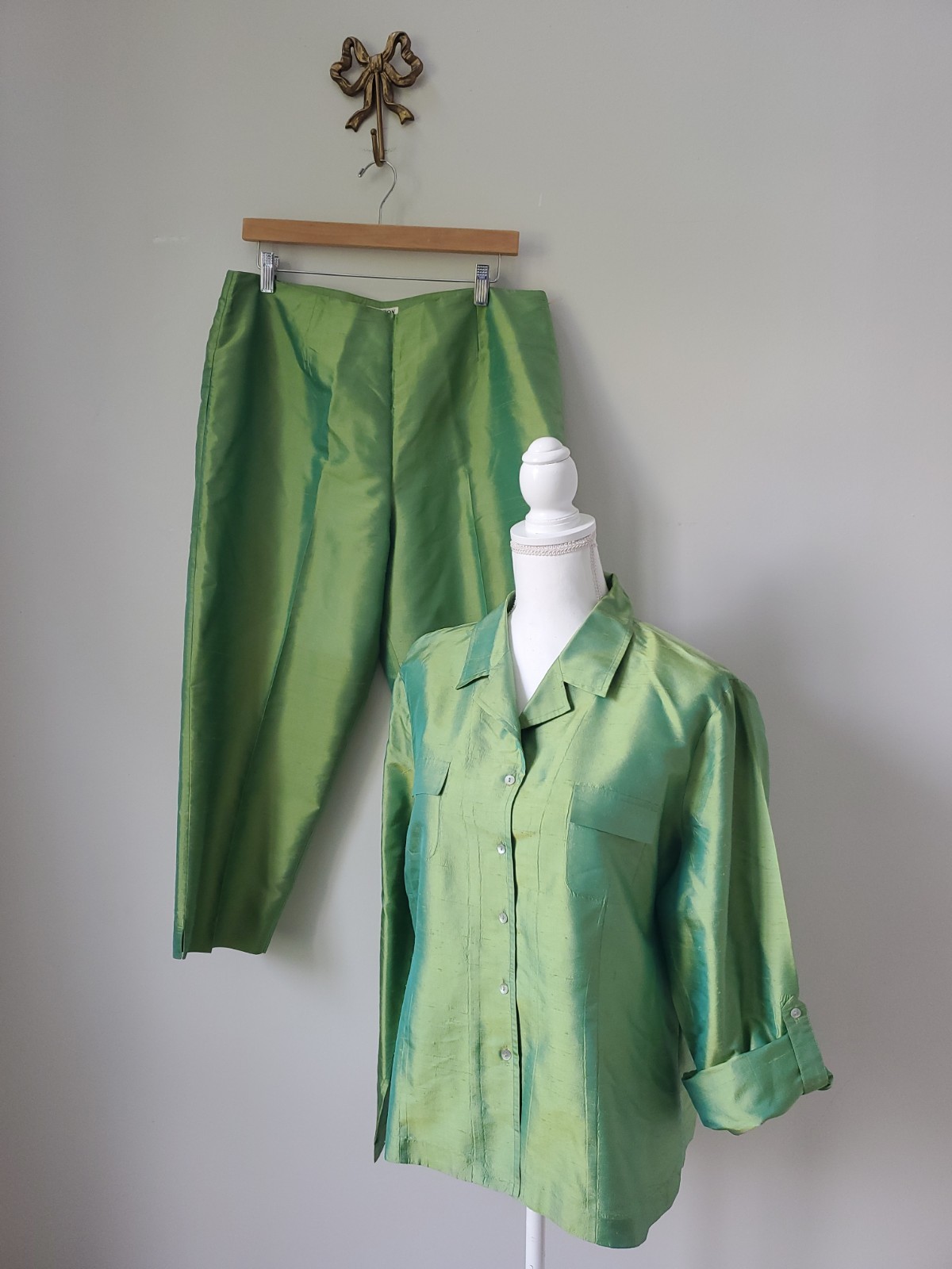 ALLISON TAYLOR Vintage Silk Lime Green 2pc Pant / Jacket Suit Women&rsquo;s XL /14