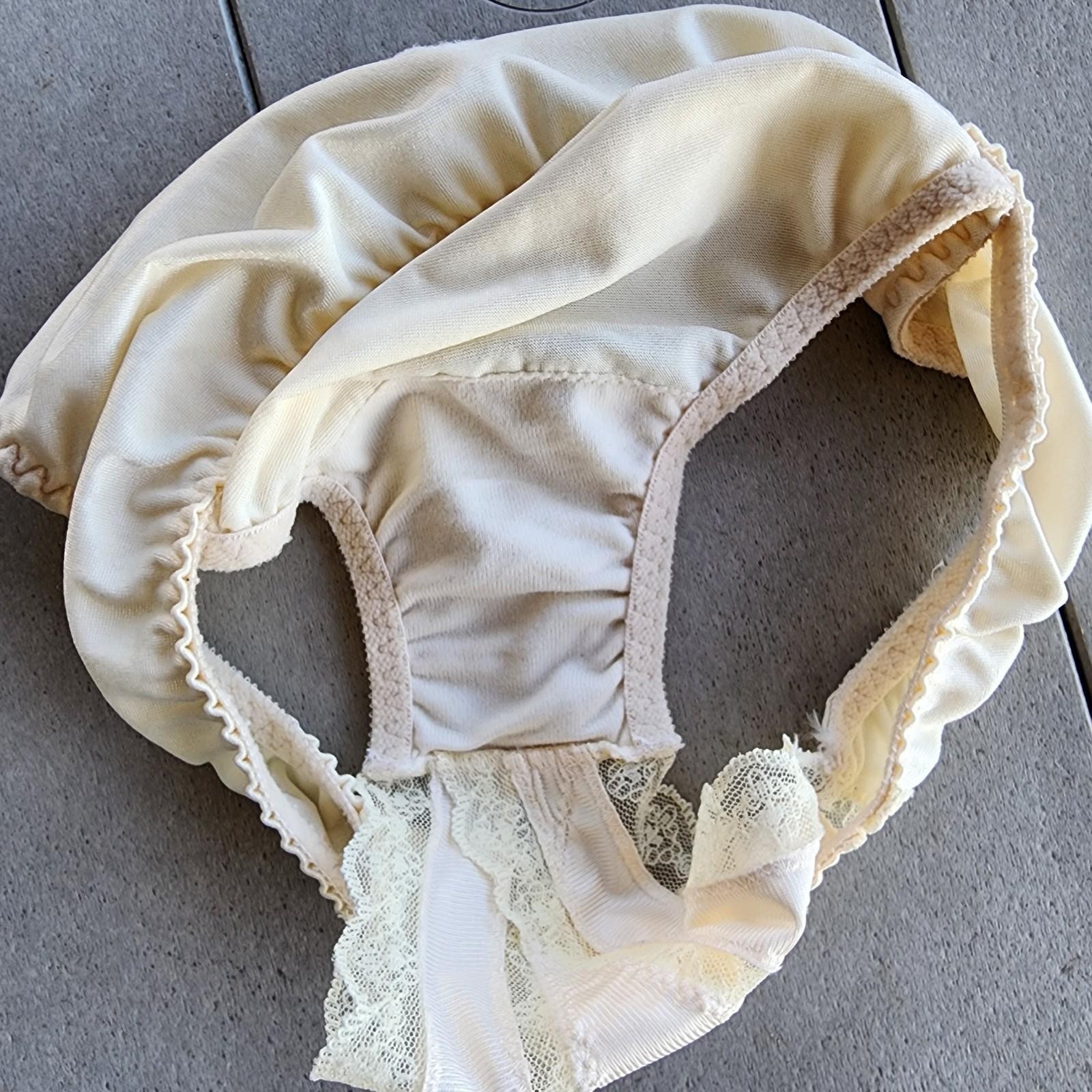 Vintage Vanity Fair Retro Semi Sheer Nylon Lace Bikini Panties Size S Hi-Cut