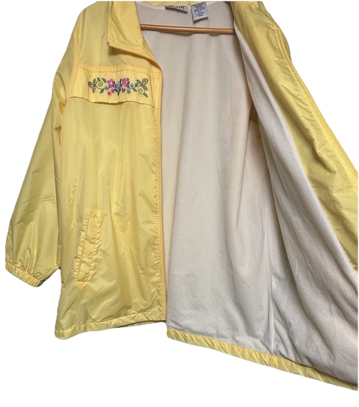Vintage Blair Windbreaker Jacket Yellow Floral Embroidered XL 90s Nylon