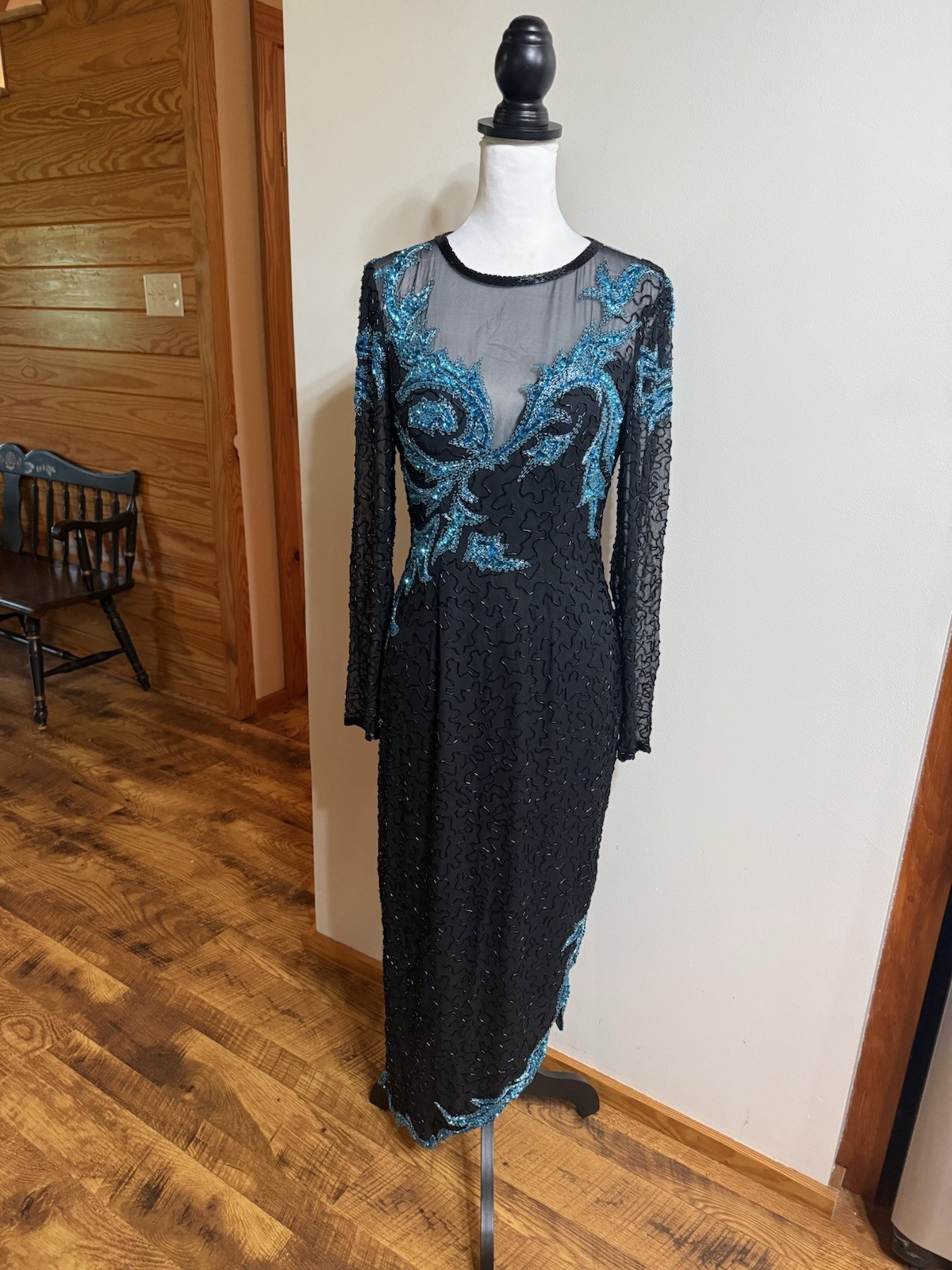 Vintage AJ Bari Sz 8 Black 100% Silk Beaded Sequins Prom Formal Black Tie Dress