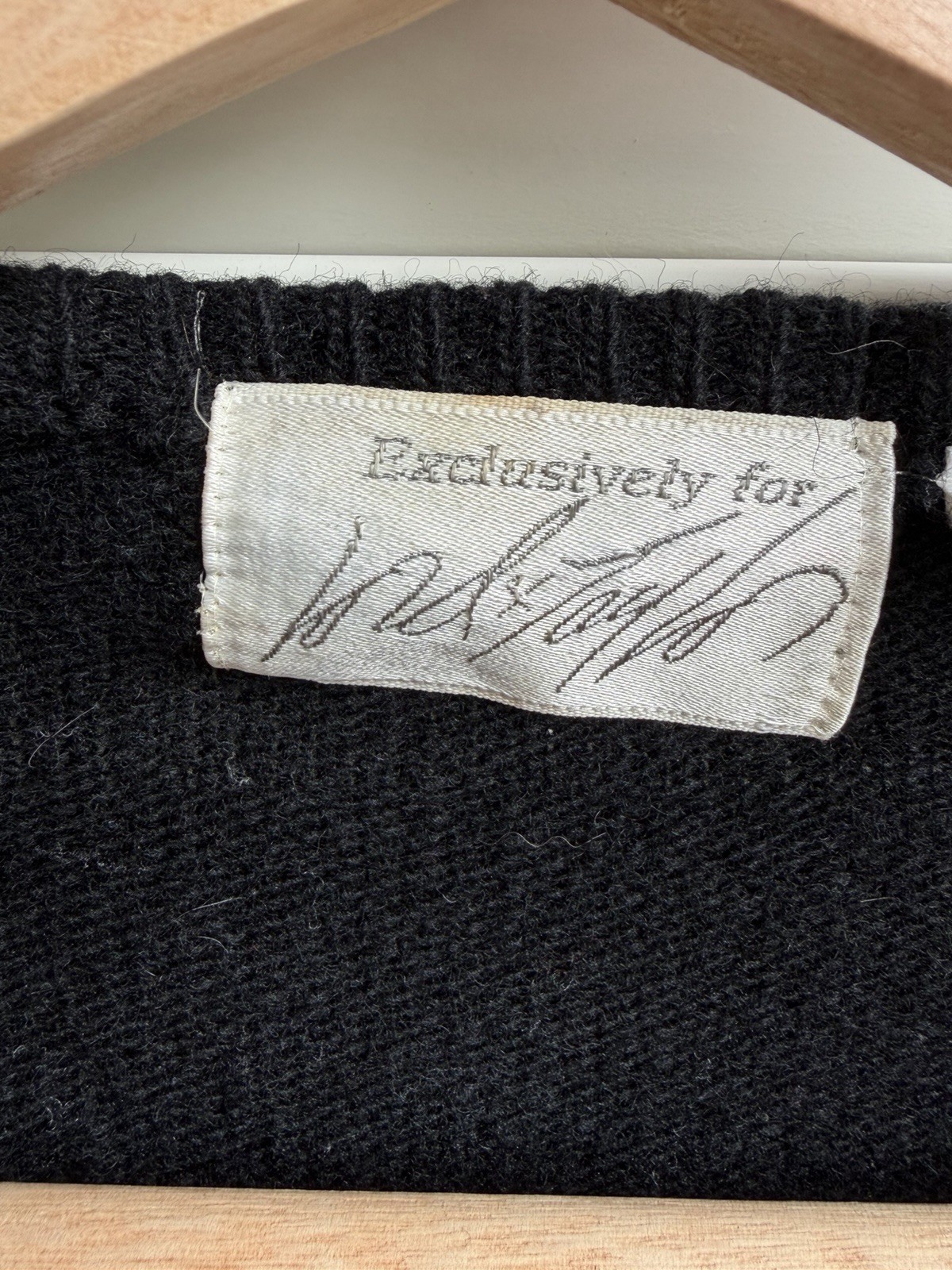 Lord & Taylor Vintage 100% Lambswool Black Beaded Sweater Regular Fit Size M
