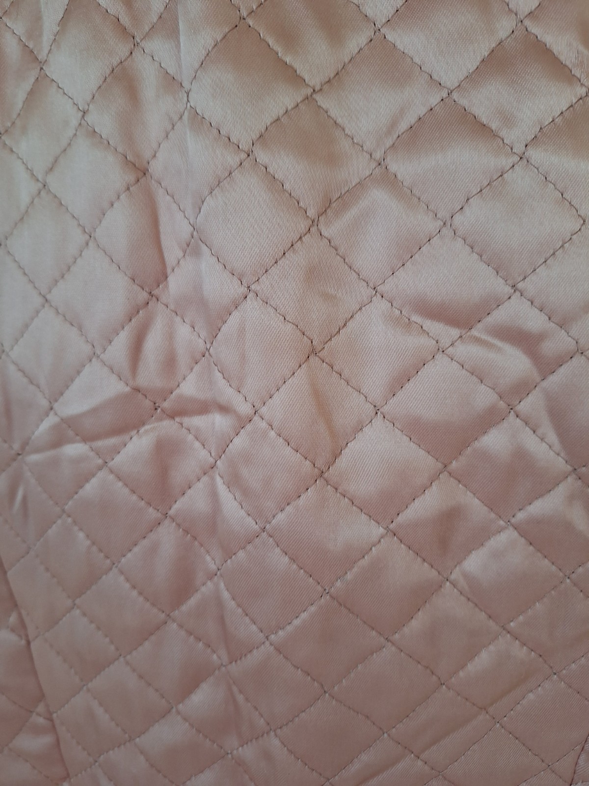 Beautiful Mid-Century Quilted Jacket or Robe Asian Short Sleeve Petite
