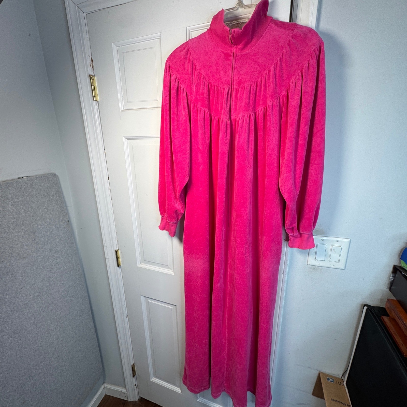 David Brown VTG 80s Velour Kaftan Robe House Dress Mrs Roper Style Pockets Small