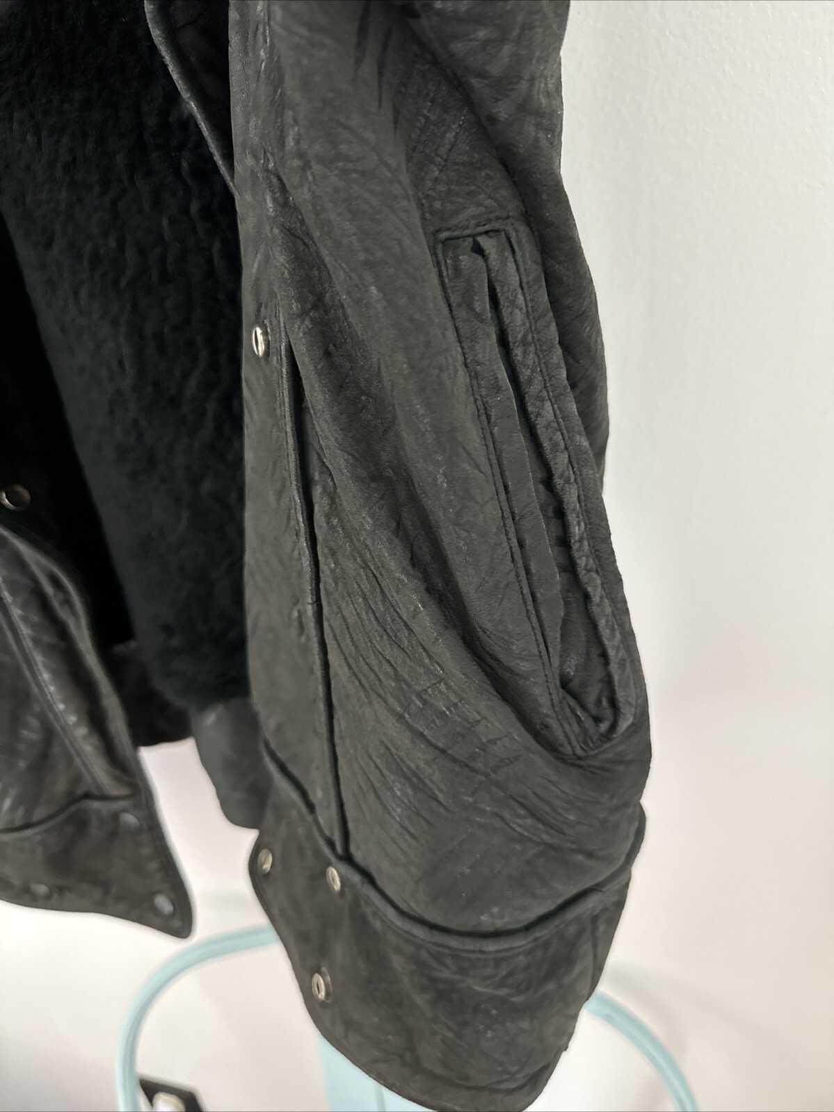 Vintage Leather Jacket 80s No Label Fur Lined size L Oversized Fit Very Warm