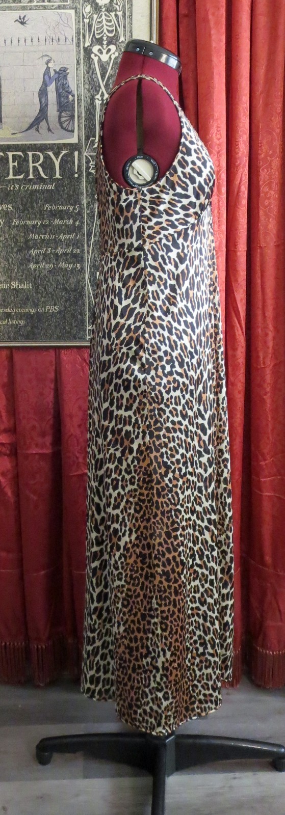 1970s/1980s Low Cut Strappy Leopard Print Nightgown Vanity Fair Size 32 XS/S