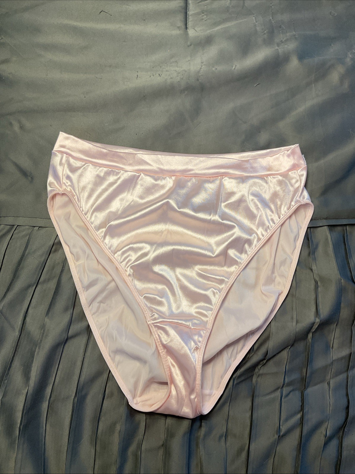 Vtg Victoria&rsquo;s Secret High Leg Brief Second Skin Shiny panties Size XL