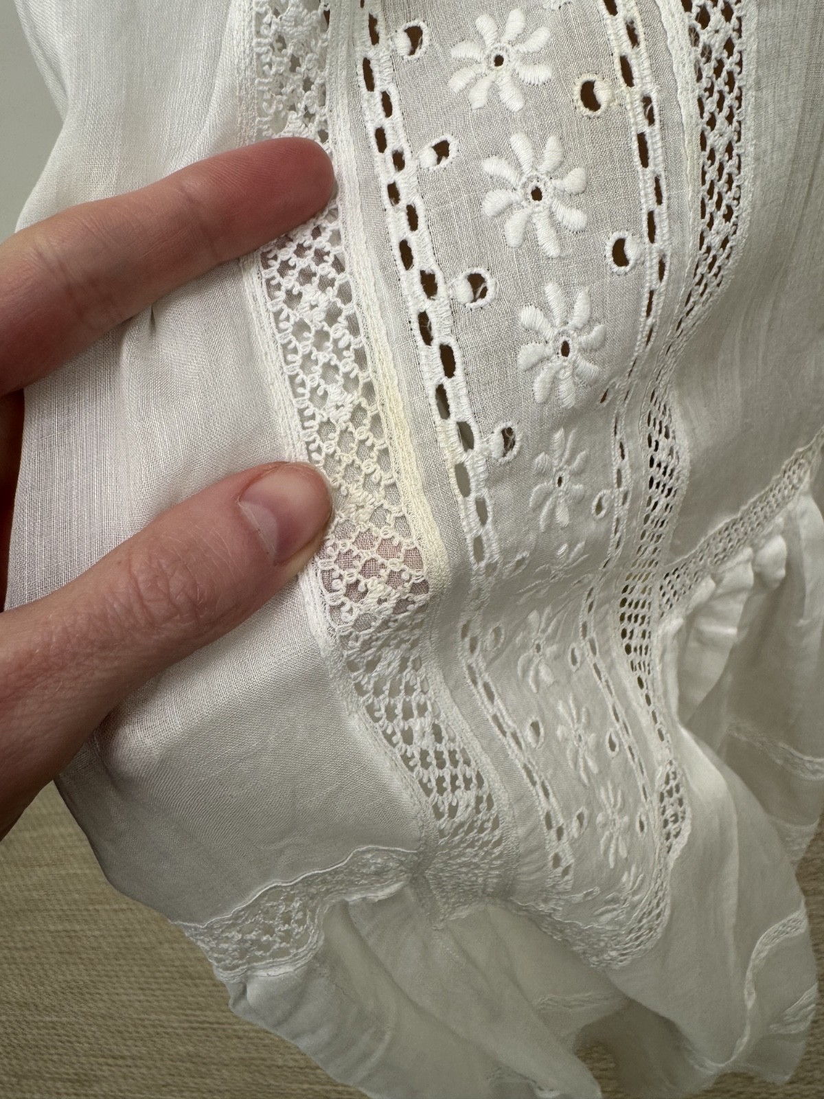 Antique Victorian Edwardian White lace Embroidered Cotton Tea Dress two piece