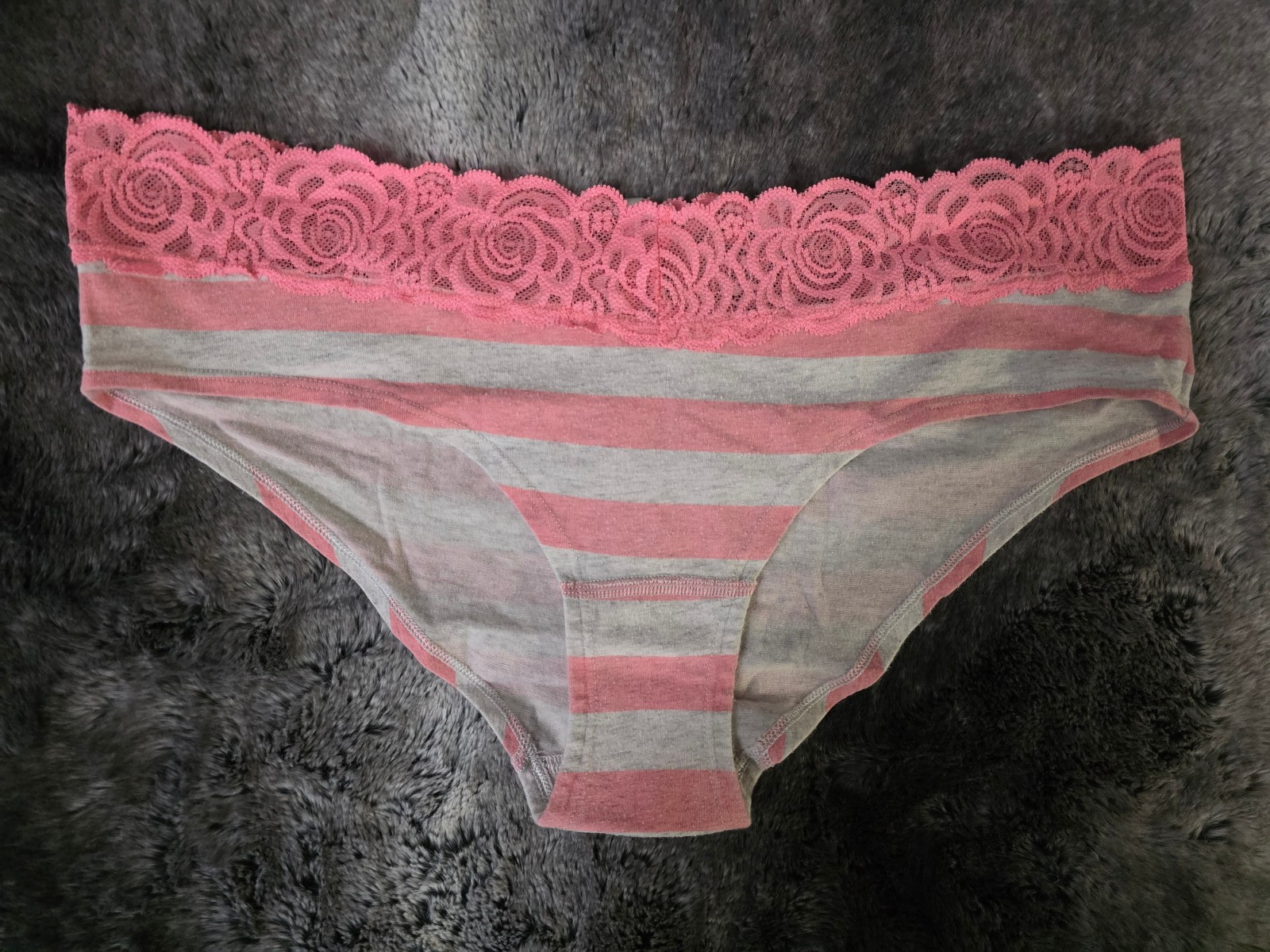PINK by Victoria&rsquo;s Secret Pink Gray Extra Low Rise Hipster Panty Size L