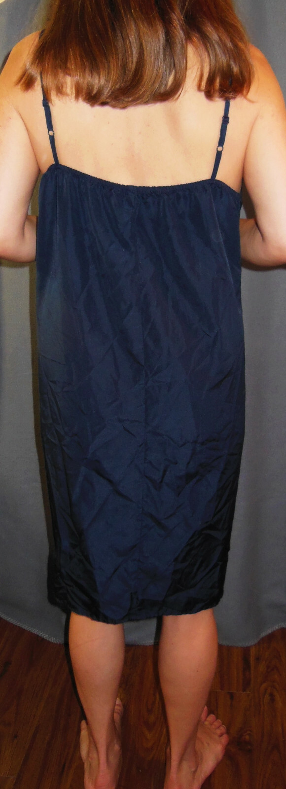 ELEGANT HAND MADE BLUE SILKY CREPE ELASTIC BACK FULL SLIP 42 44 46 EVC
