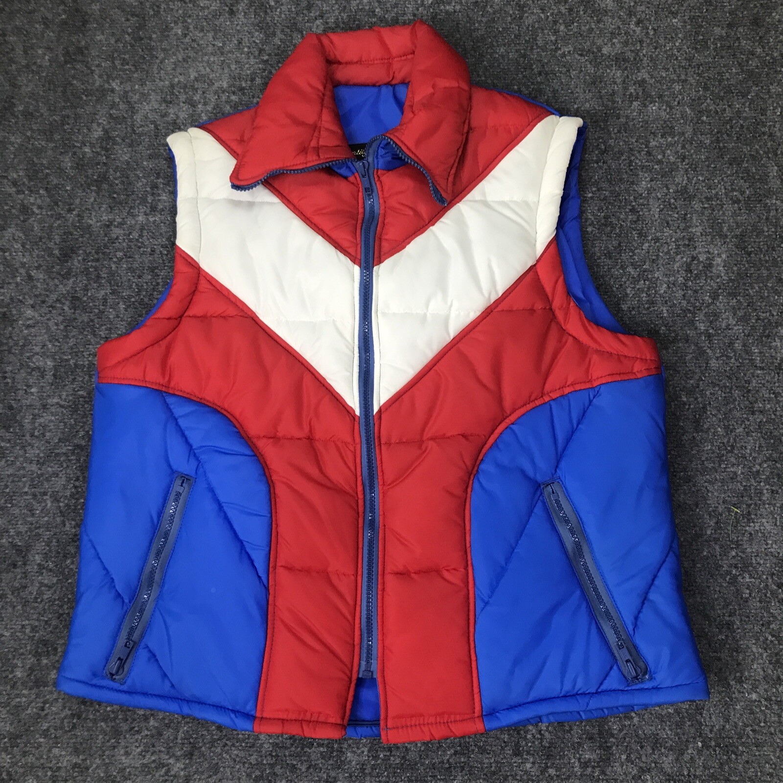 Retro Vintage Sears Puffer Ski Vest Western Women’s Sz. Med. Red White Blue
