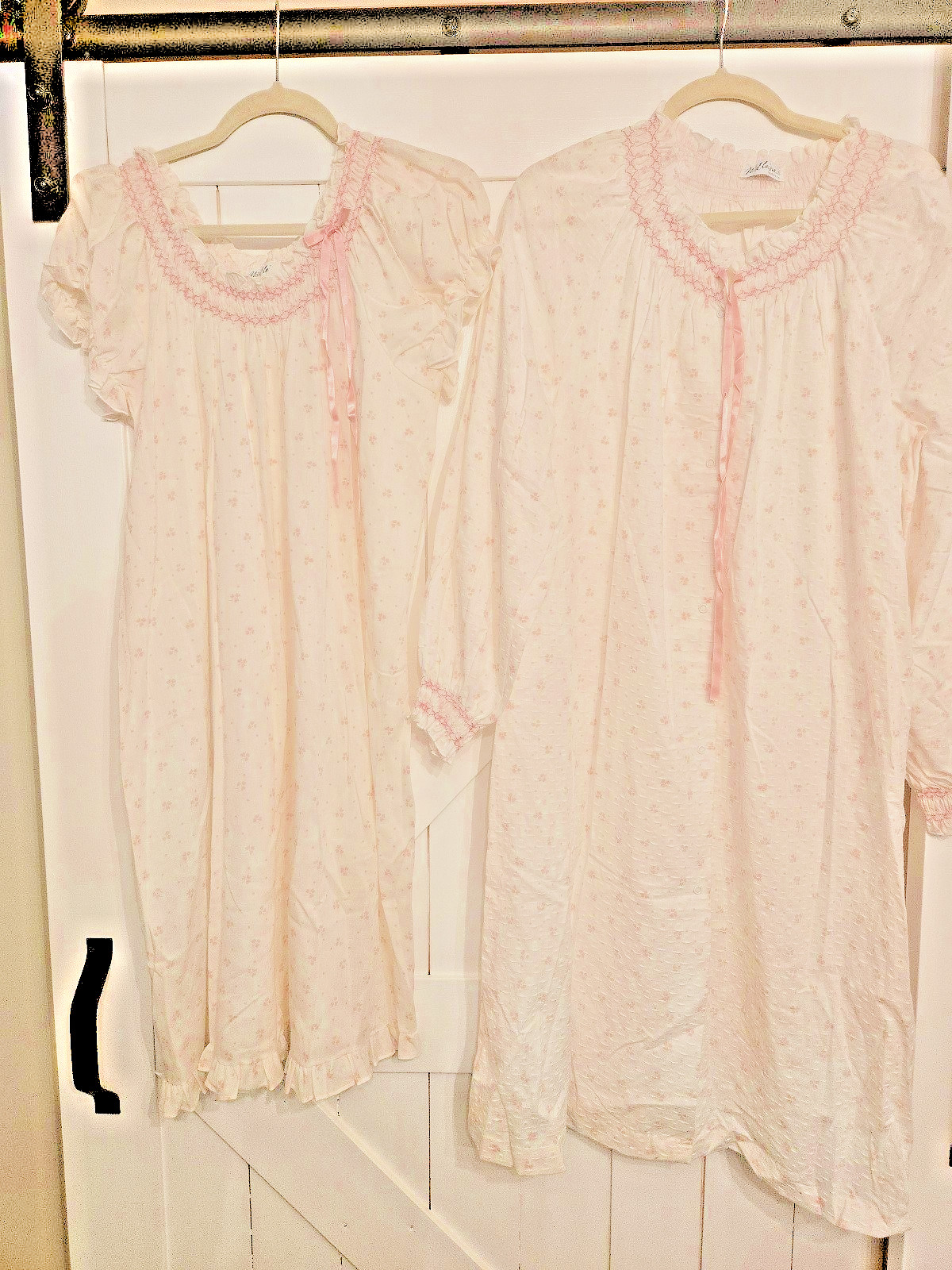 Vintage Miss Elaine Pink Floral Traditional Cottagecore Peignoir Union Made