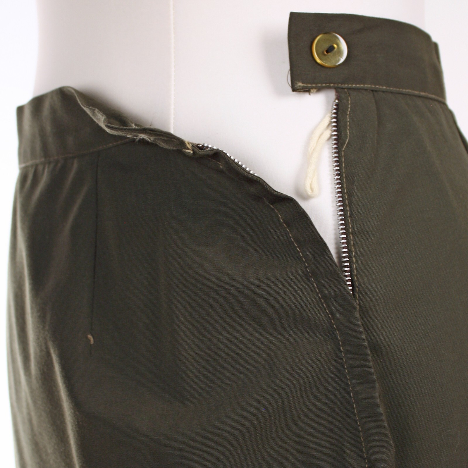 Vintage Dark Green Embroidered Jacket and Metal Zip Skirt B38 W27 – Hey Viv