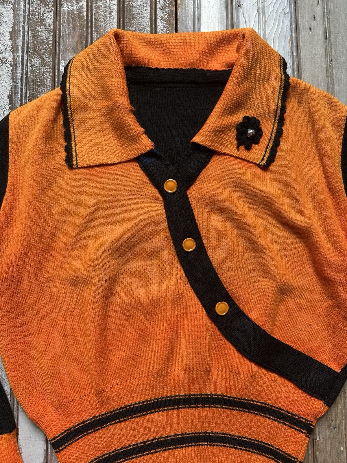 vintage 30s two tone black & orange striped sun faded ski sweater s/m