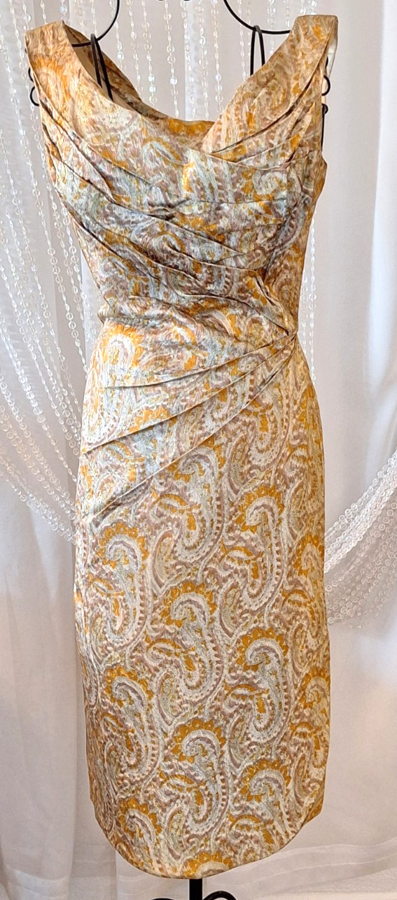 Vintage 1950s Cocktail Wiggle Dress Iconic Mid-century Bombshell -Sz 6