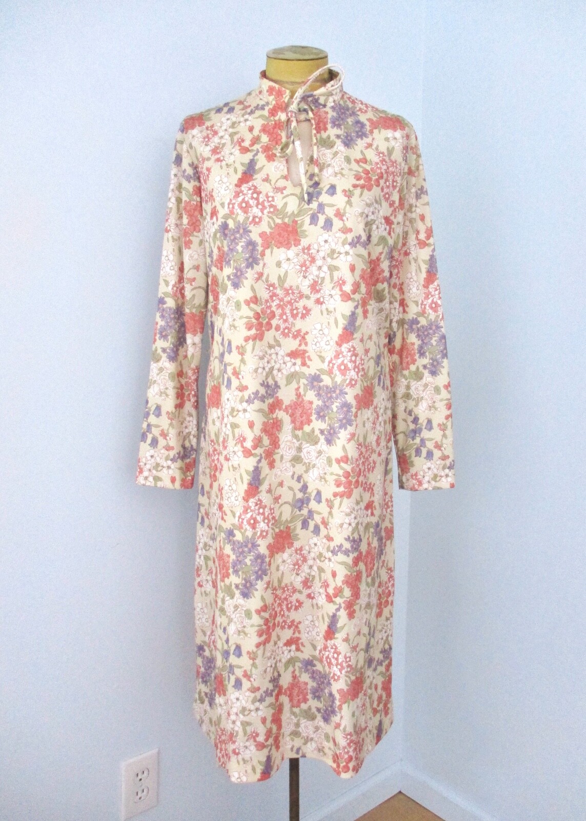 Vtg 70s Beige Red Blue Floral Poly Knit Secretary Sheath Dress Tied Keyhole L/XL