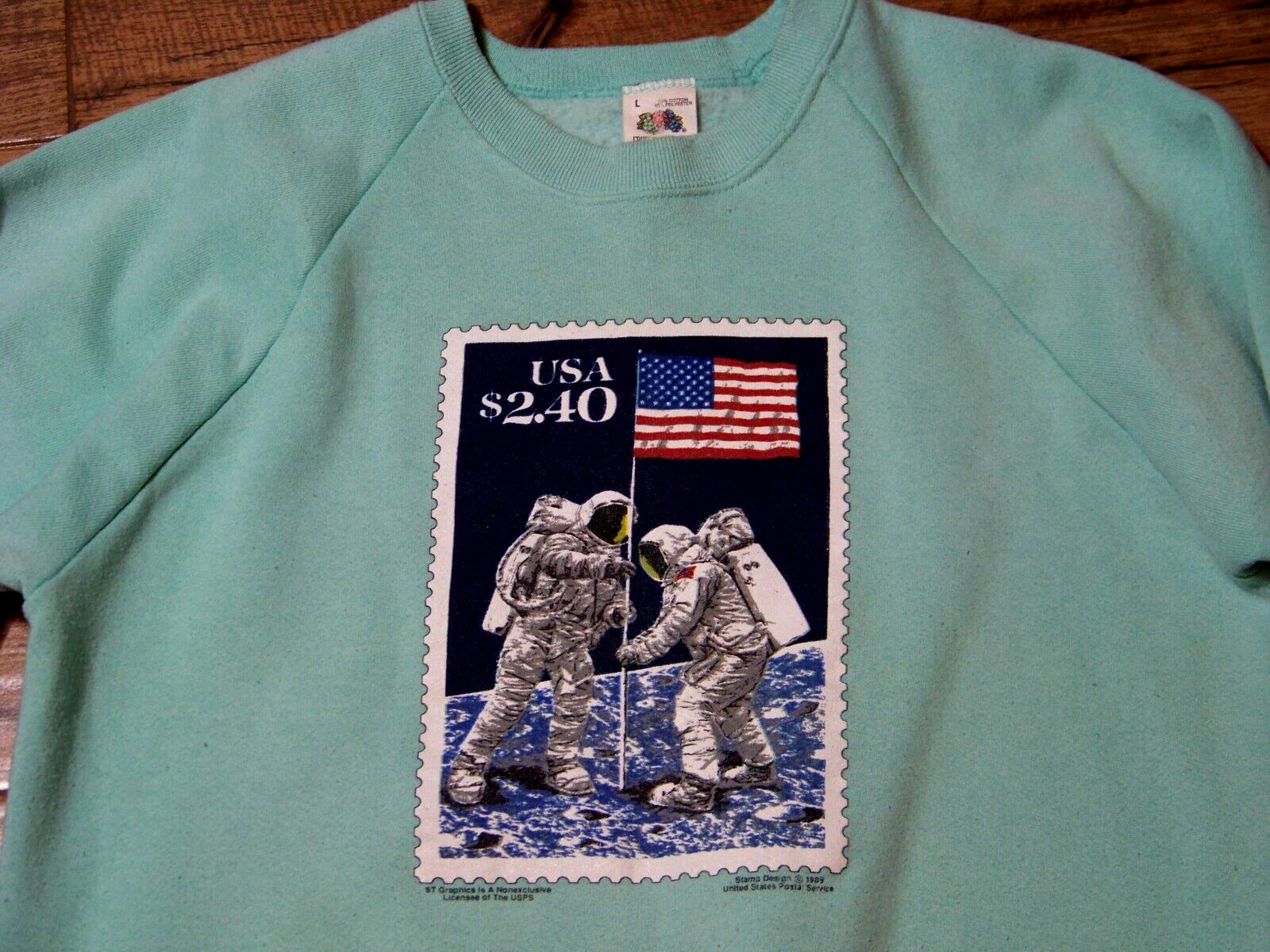 Vtg. U.S. Postal Service 1989 Sweatshirt – L – Priority Stamp « Man On The Moon »