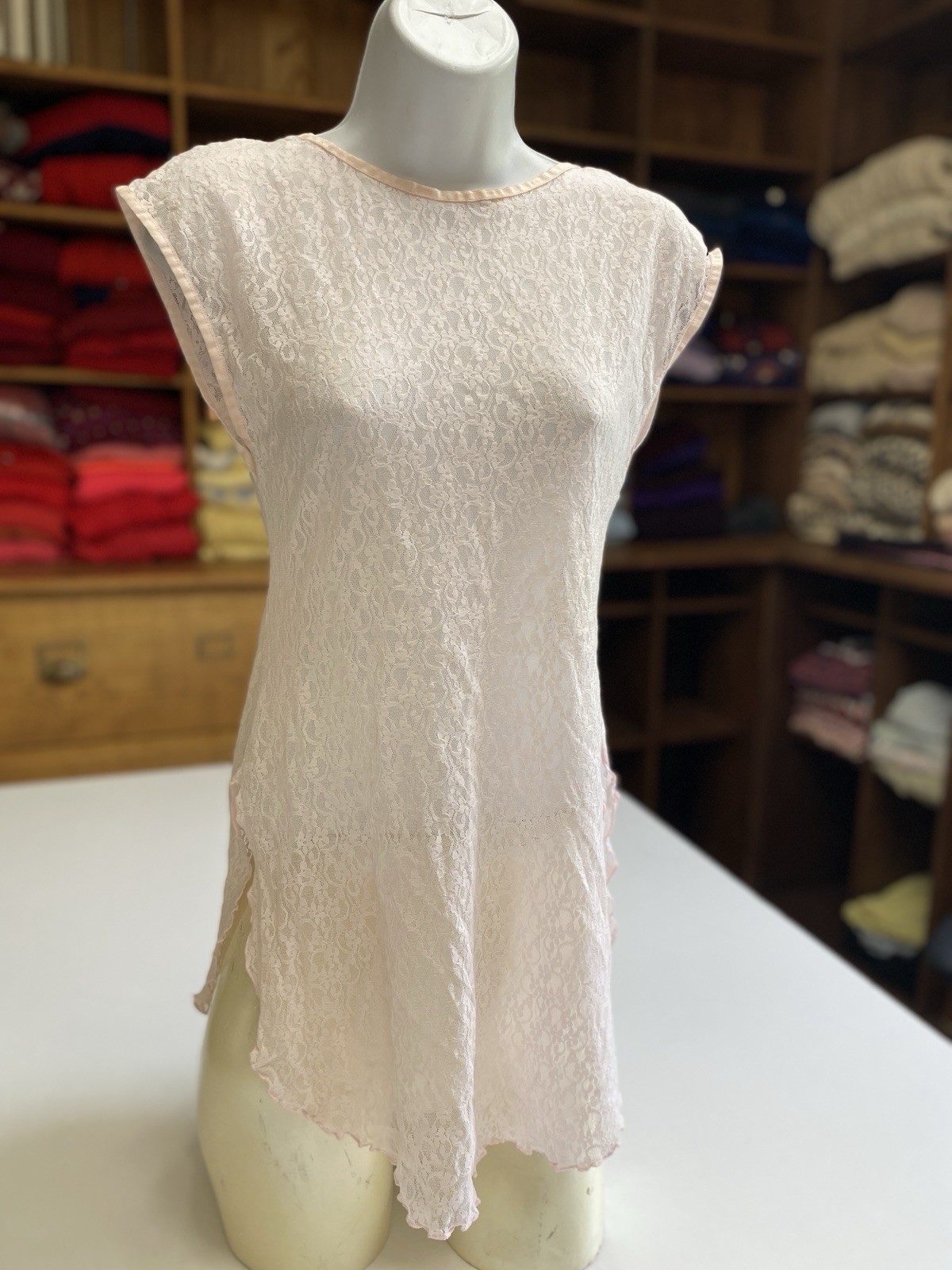 Vintage 80s Cinema Etoile S Stretch Lace Short Nightgown Bow Back Pink