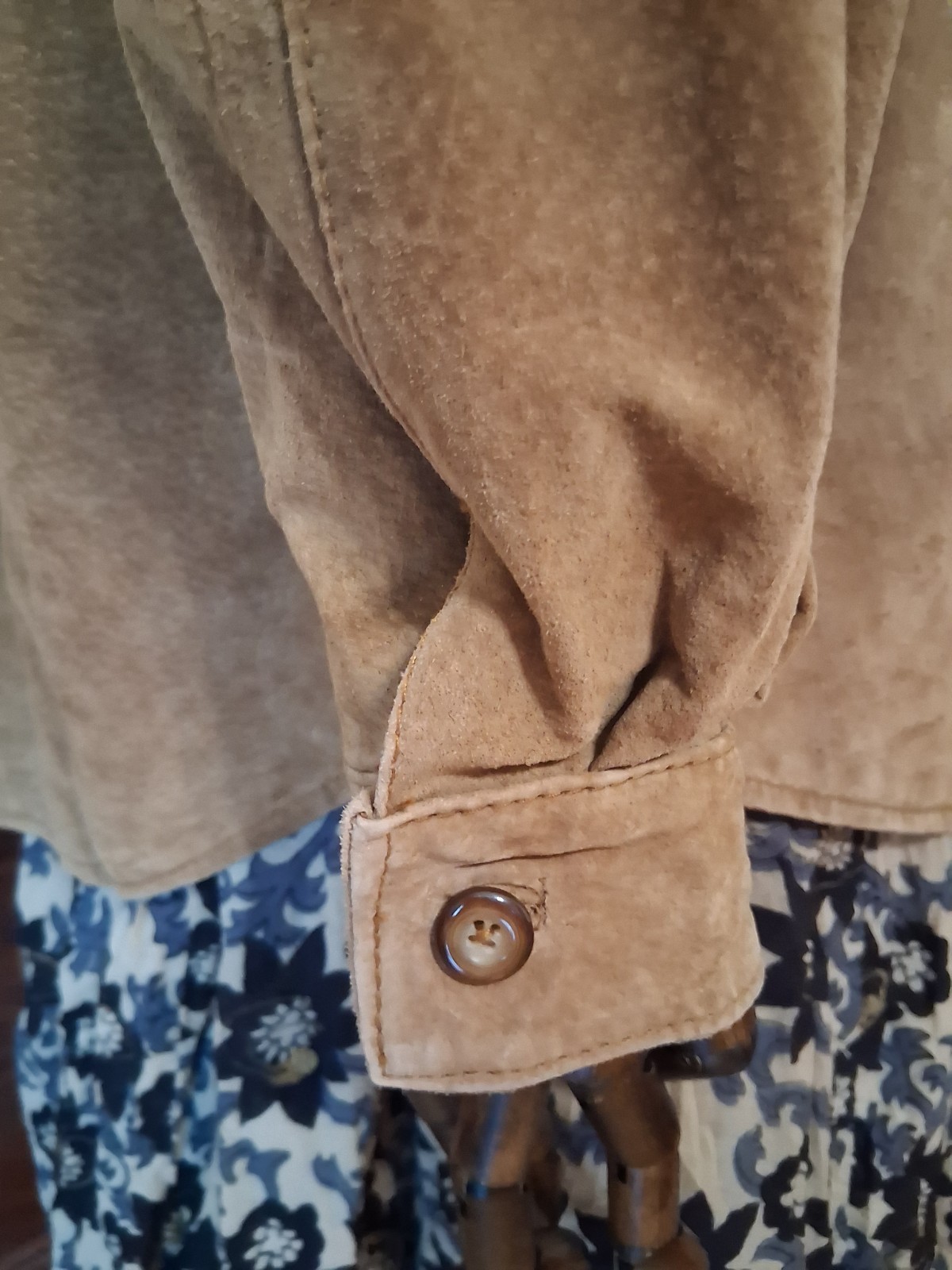 Vintage 1990s Comint Brown Suede Fringed Beaded Hippie Western Grunge Coat