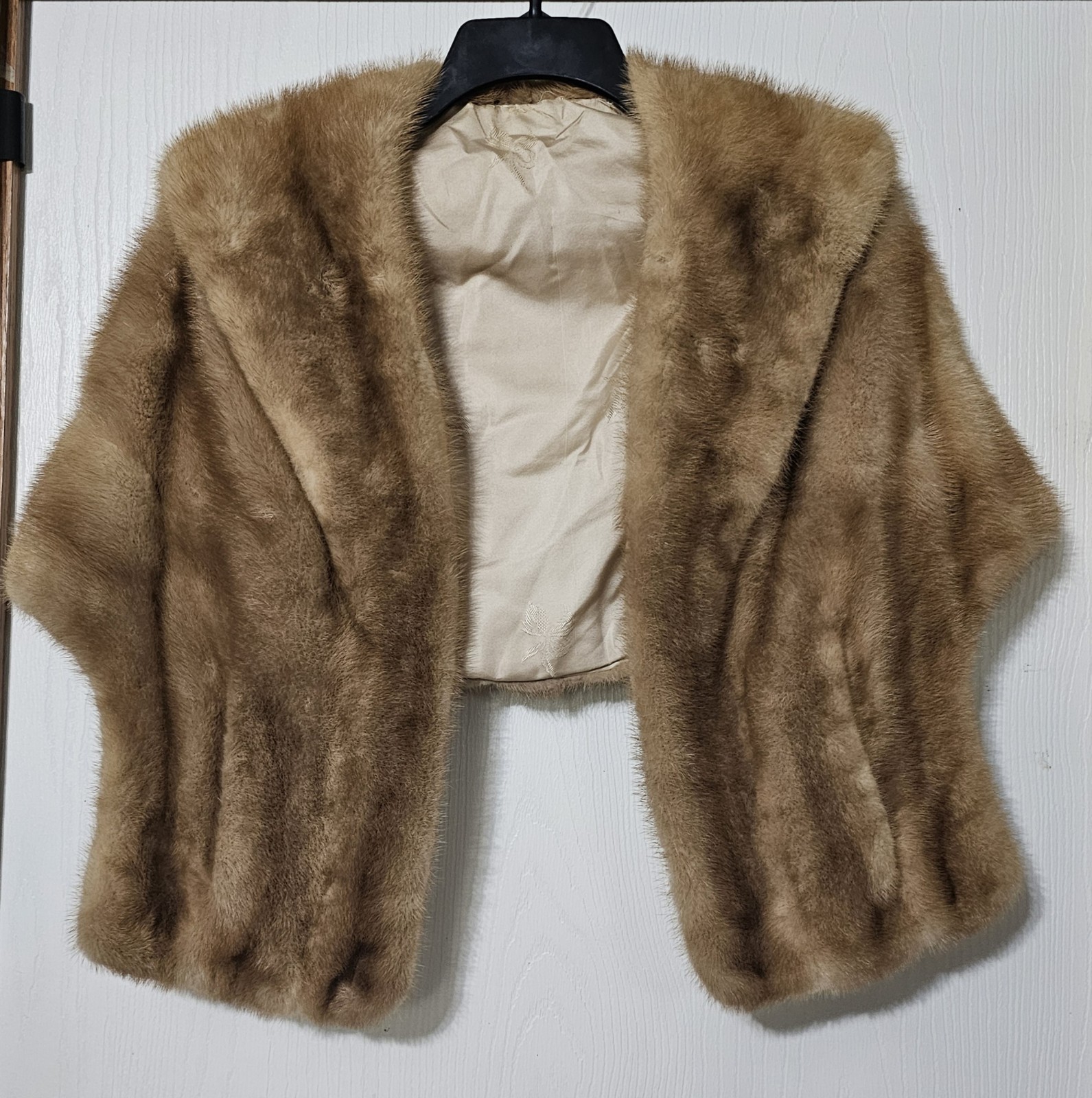 Vintage 70&rsquo;s Real Mink Stole Fur Wrap with Monogrammed Satin Lining