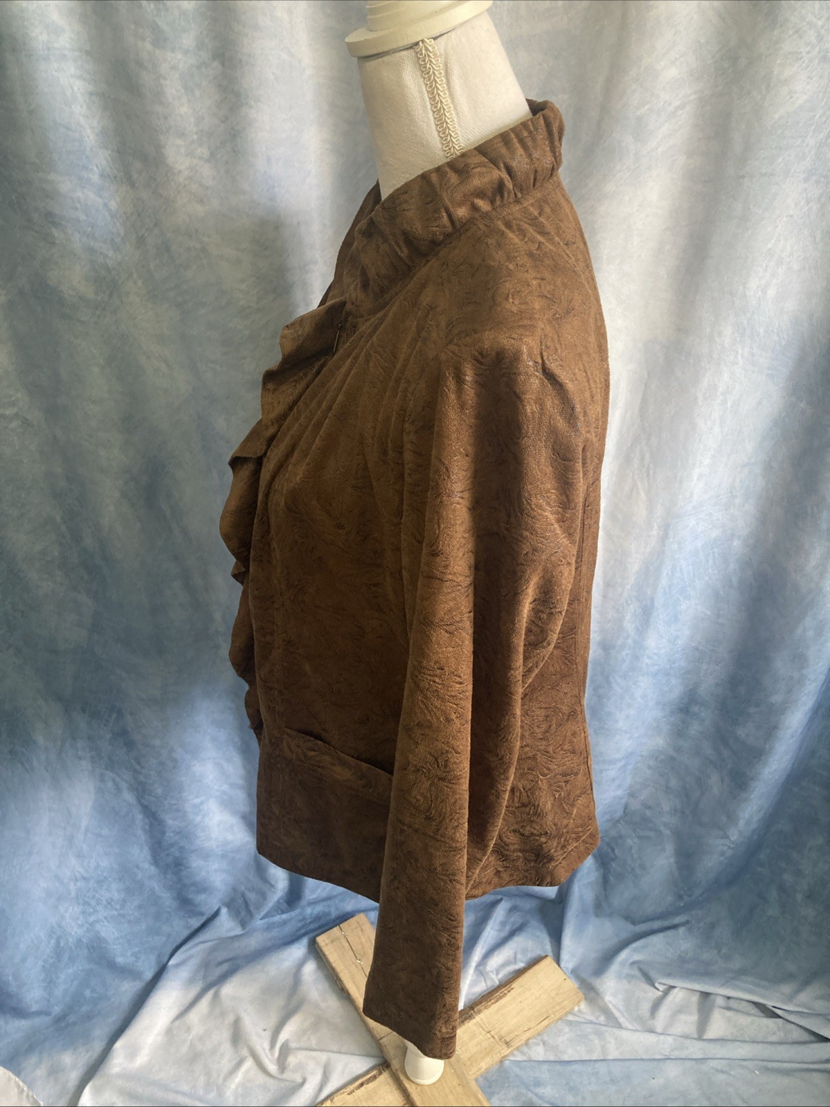 Elementz Brown Faux Suede Ruffle Front Jacket Size M EUC Vintage Y2K MFLJ0128
