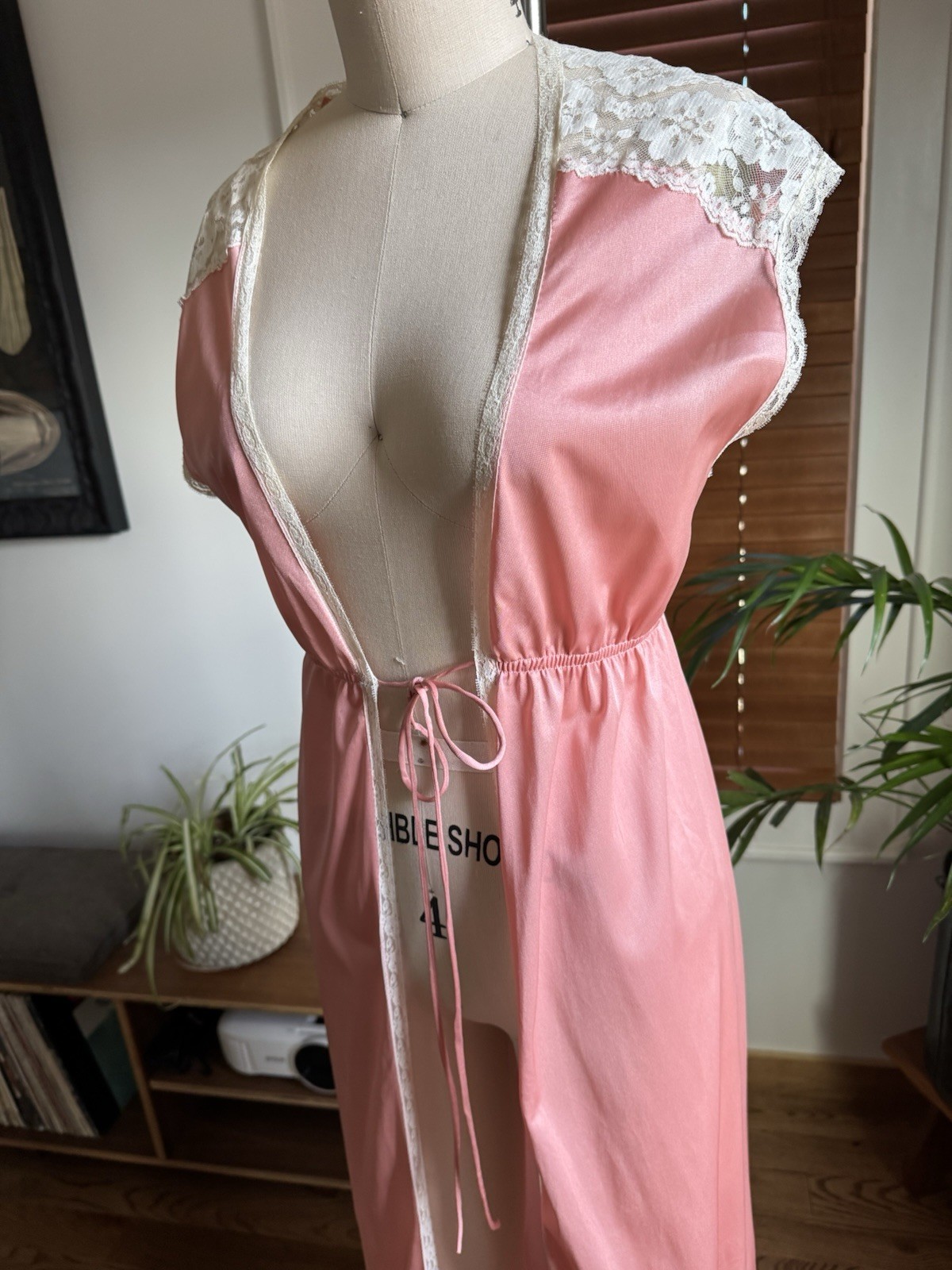 Vtg 60s 70s Lingerie Pink Old Hollywood Glamour Long Open Nightgown Accent Robe