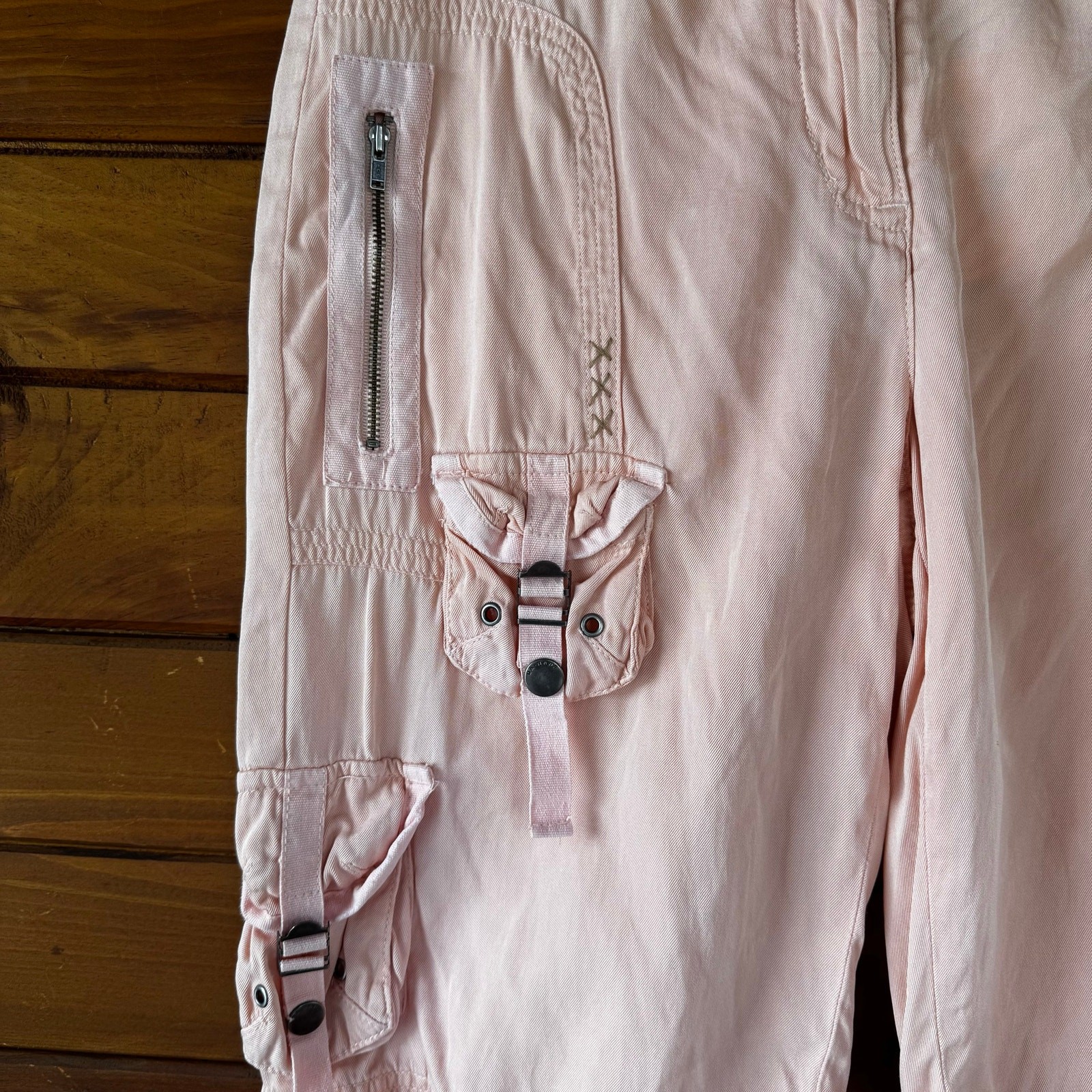 VTG Y2K DANANG Melon Blush Pink Silk Low Rise Embroidered Cargo Shorts Size M
