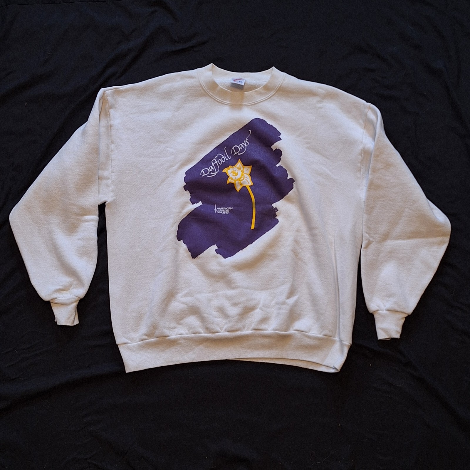 VTG Daffodil Days American Cancer Society Adult XL White Crewneck Sweatshirt