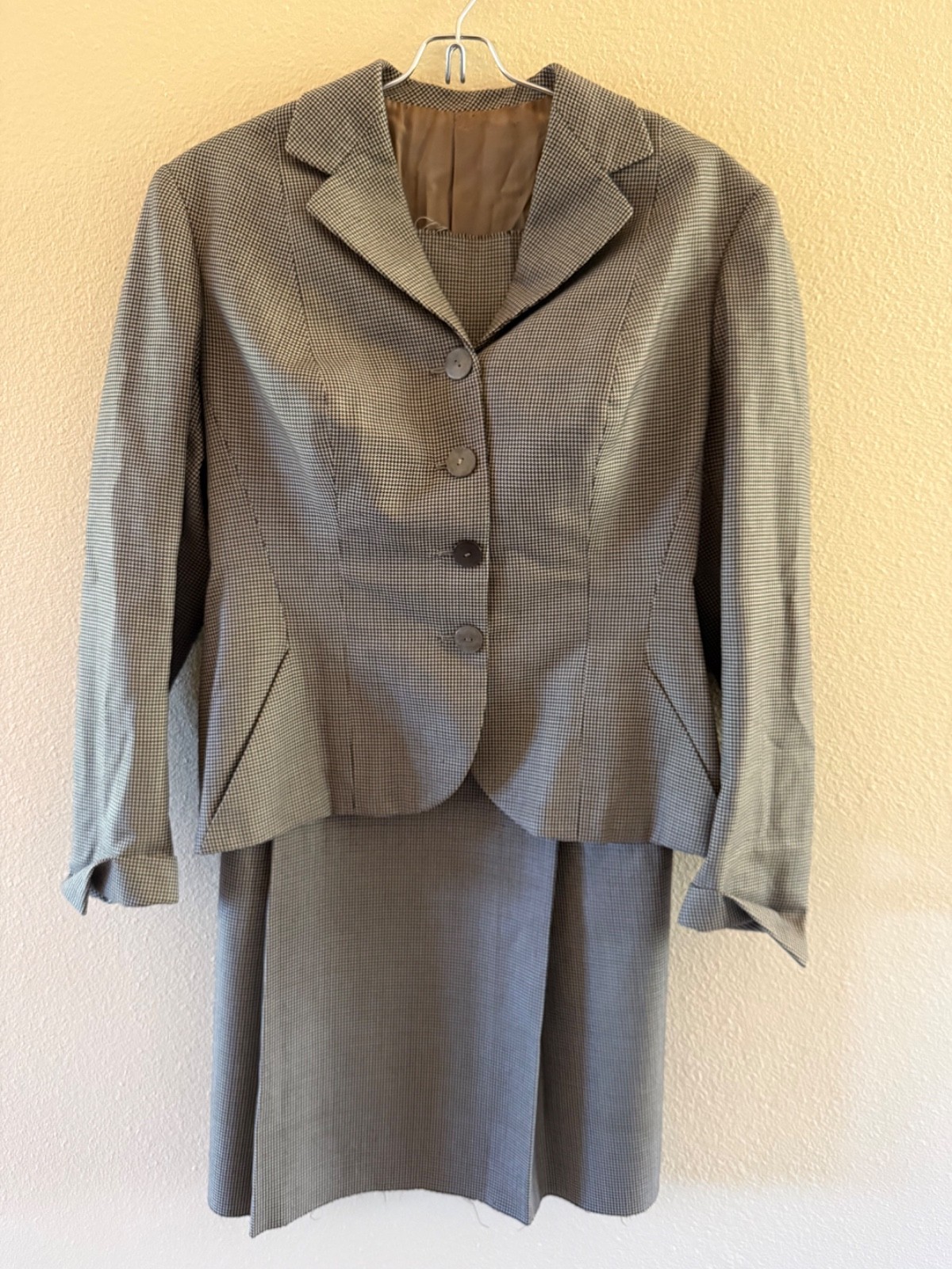 VTG 1940s Houndstooth Wool 2 Piece Women&rsquo;s Suit Medium Custom Made Italy