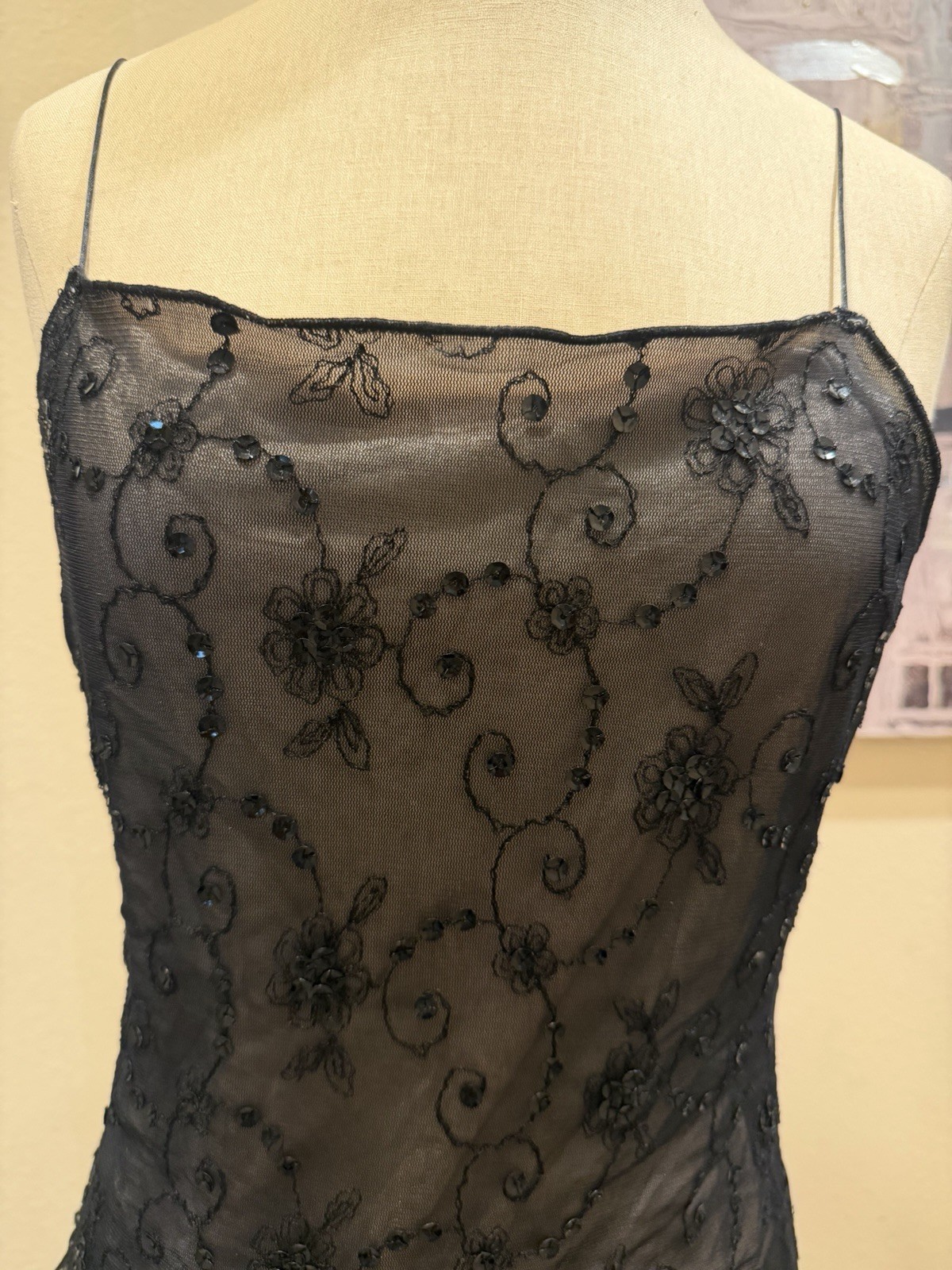 Vintage 90&rsquo;s Bebe Black Sheer Mesh Lined Sequin Floral Camisole Tank Top M