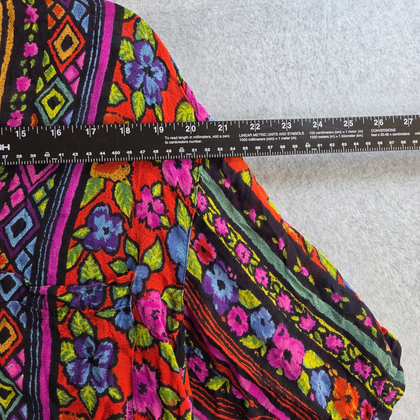 Vintage Rayon Button Down Shirt Womens Medium Multicolor Floral Geometric Nepal