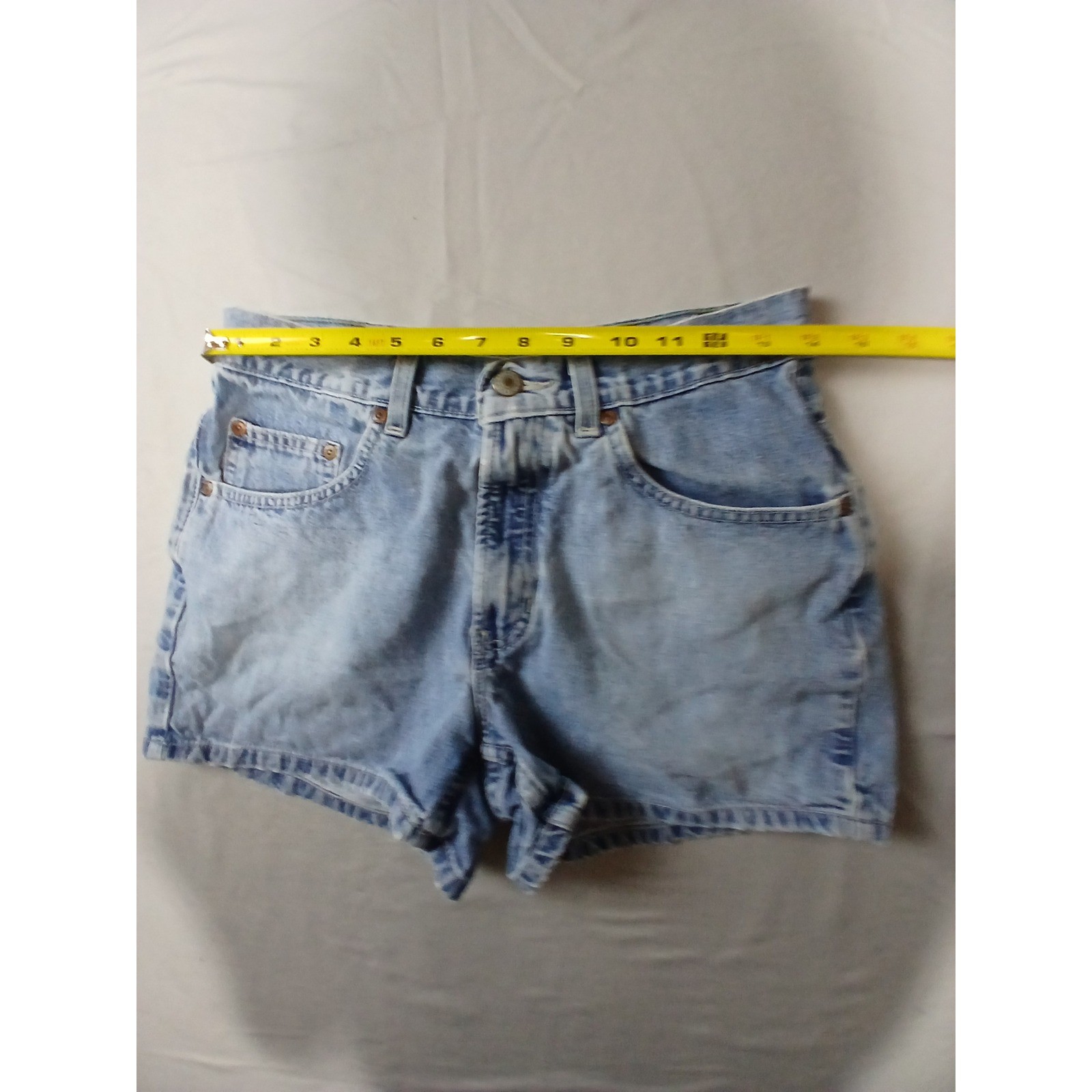 Vintage Old Navy High Waisted Denim Shorts Light Wash Cotton Womens 8 90s Retro