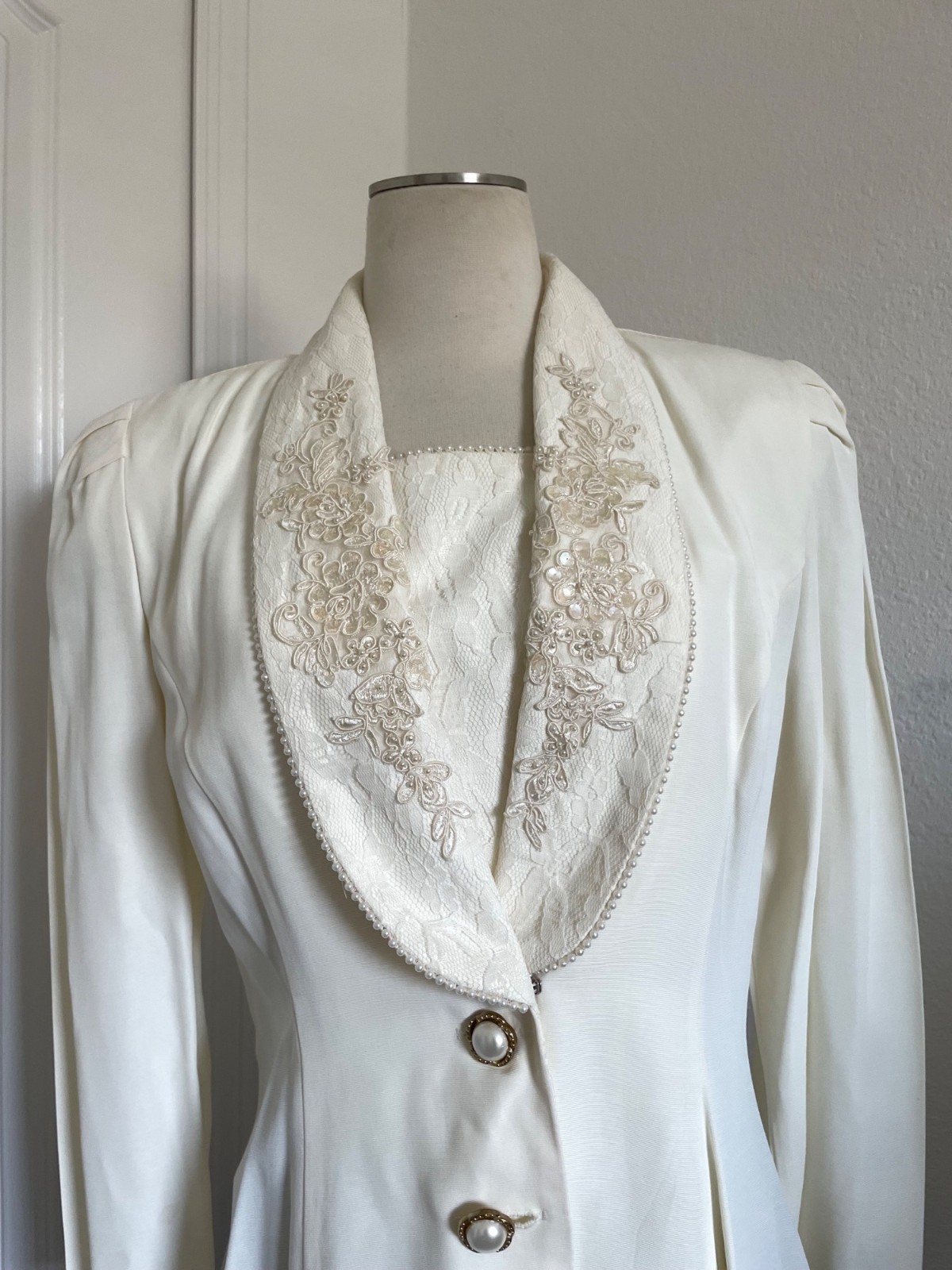 Vintage 1980s Jeffrey & Dara Structured Blazer Sequin, Pearl + Embroidered SZ 10