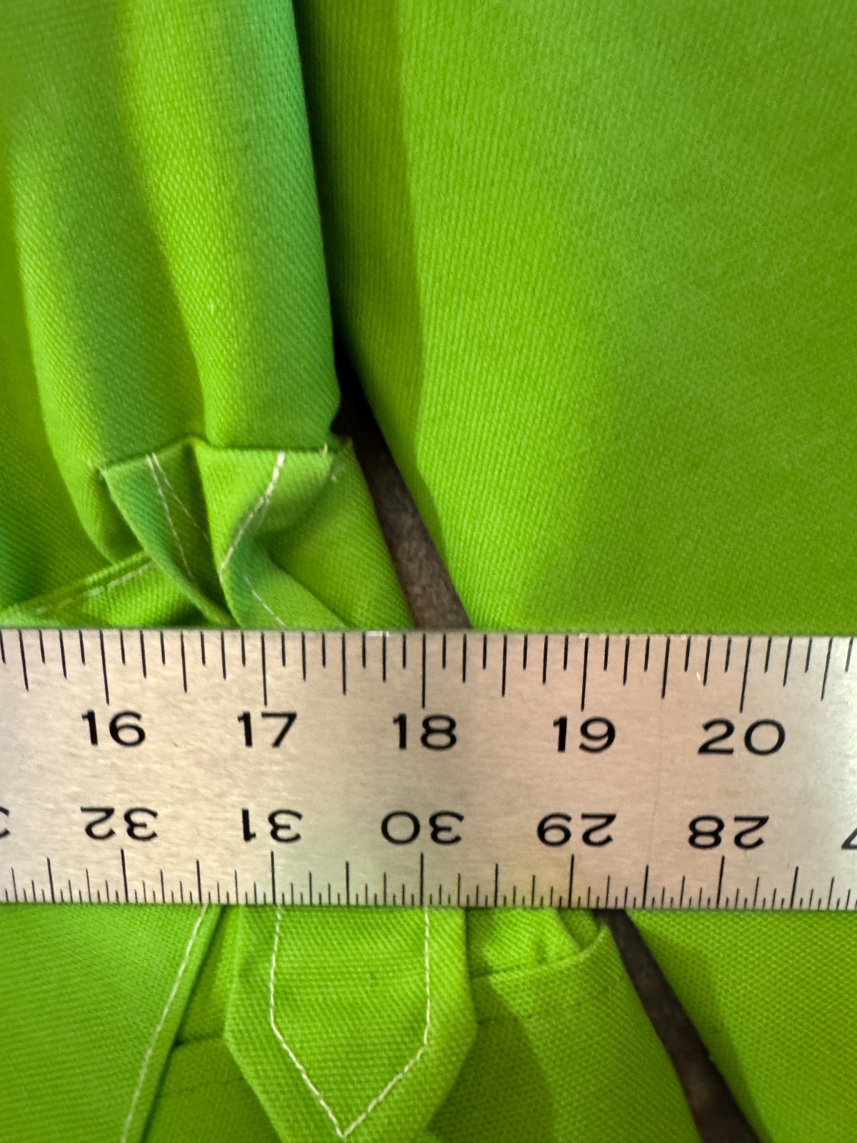 Vintage 1960s Gabardine Trench Coat Lime Green with belt Lined Size M 40.5&Prime; Long