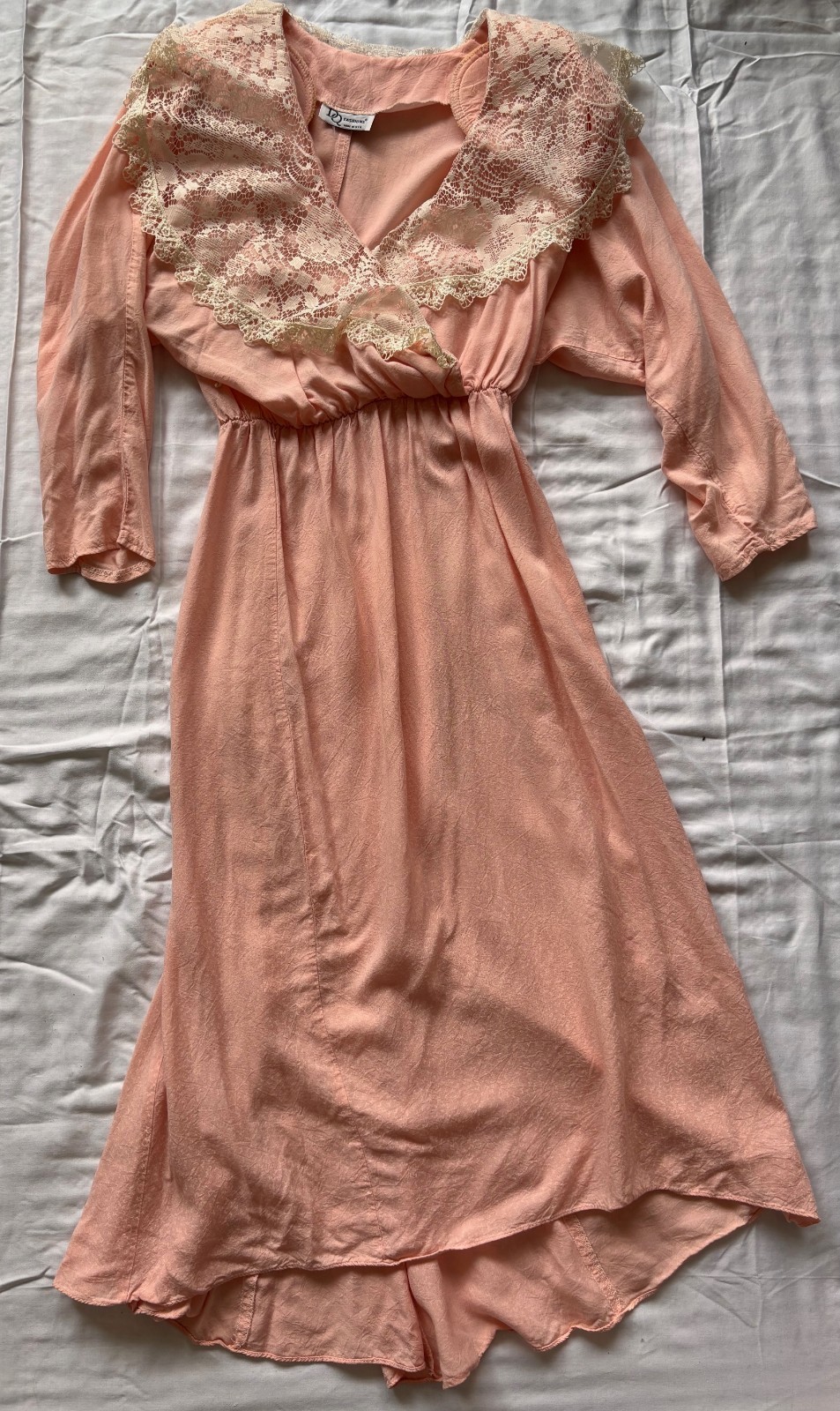 Vintage 1980s DQ Fashions Lace Collar Romantic Feminine Elastic-Waist Midi Dress