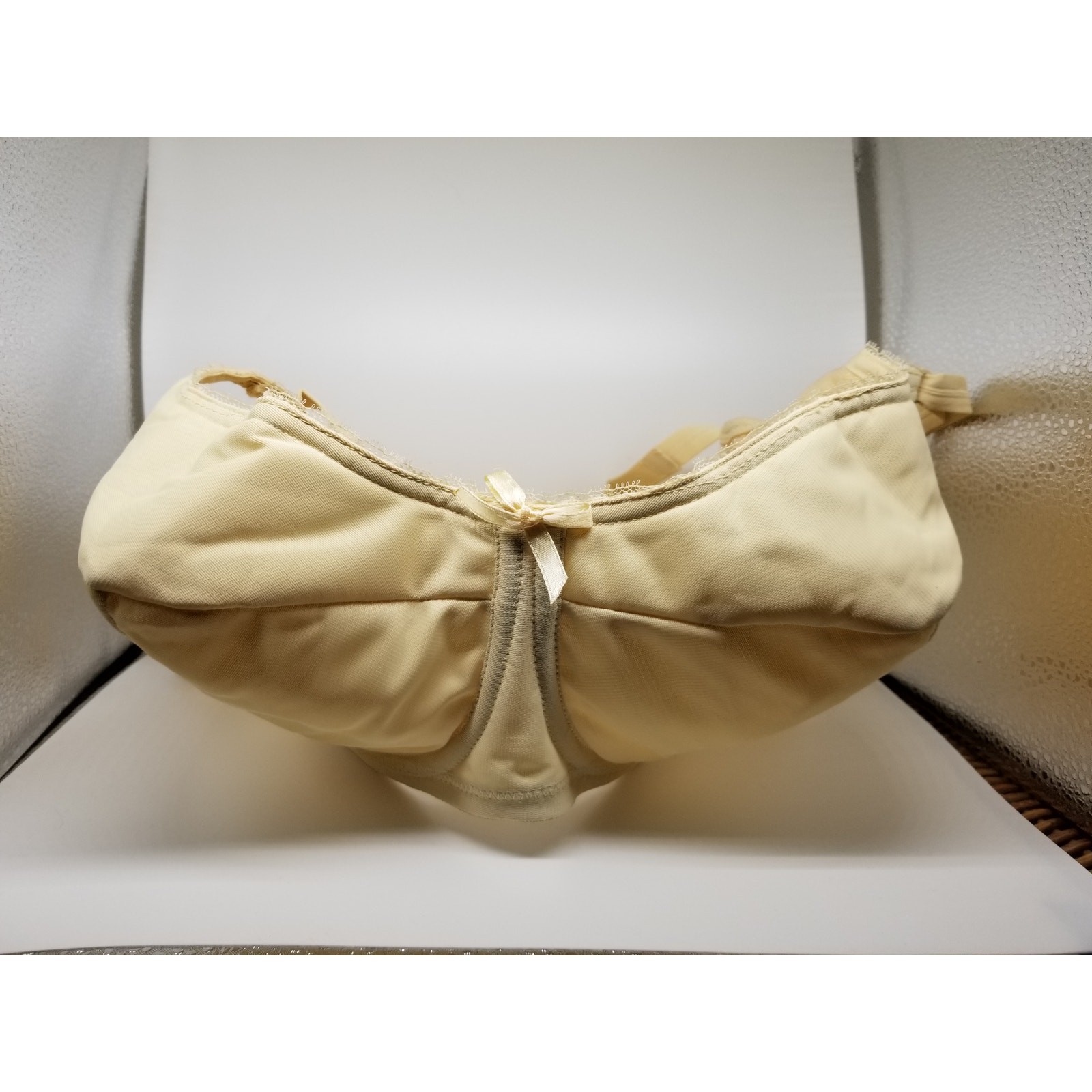 Deadstock Vintage Exquisite Form « More of You » Bra 38D In Box