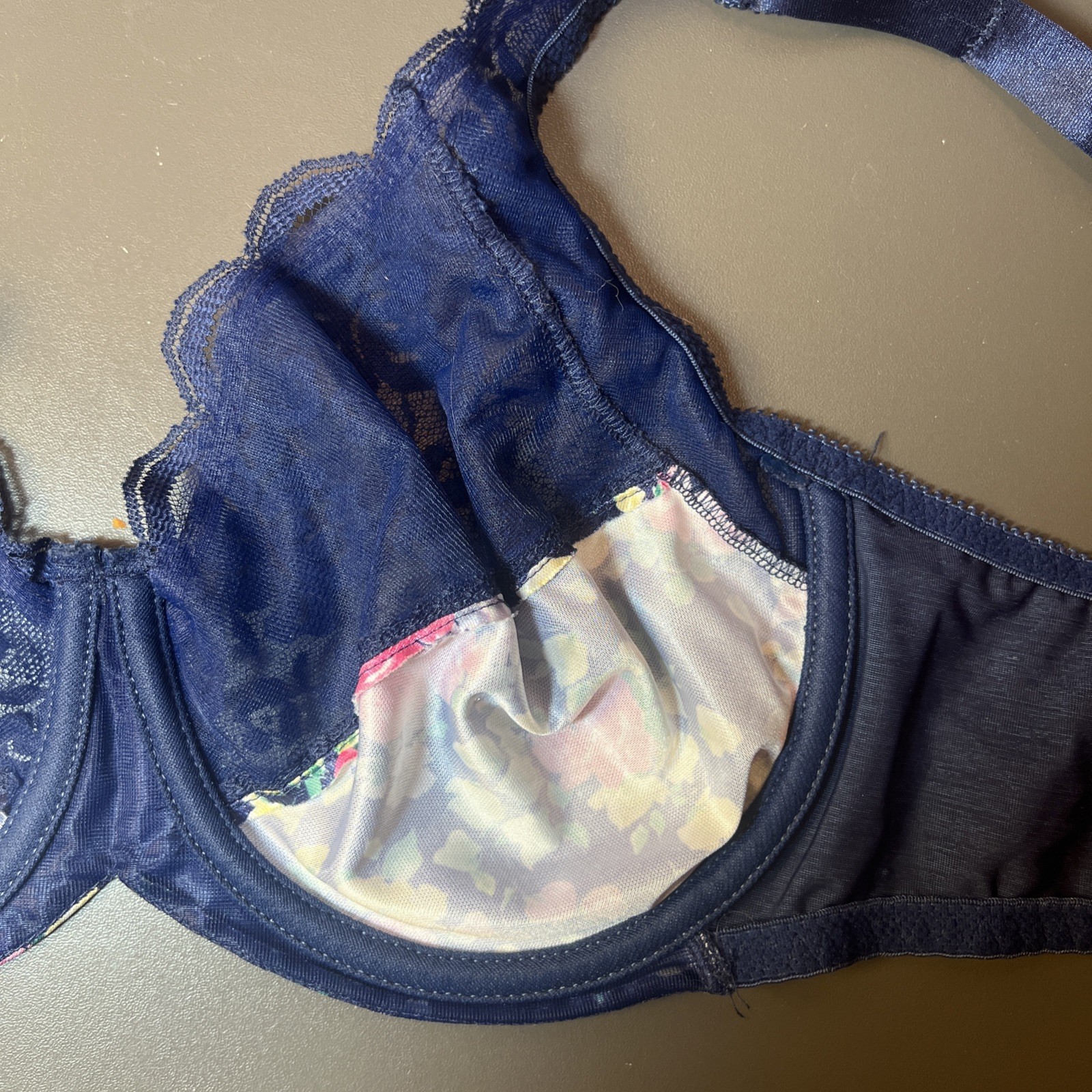 Vintage Chantilly Maidenform Bra 36C Wired Unlined No Pads Floral W/ Blue Lace